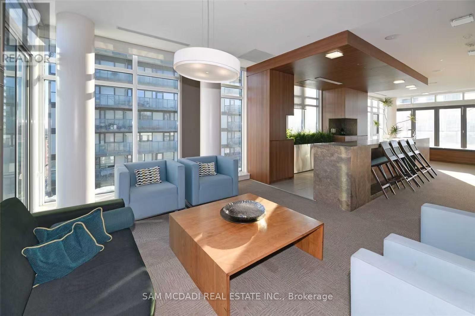 260 Sackville Street 909