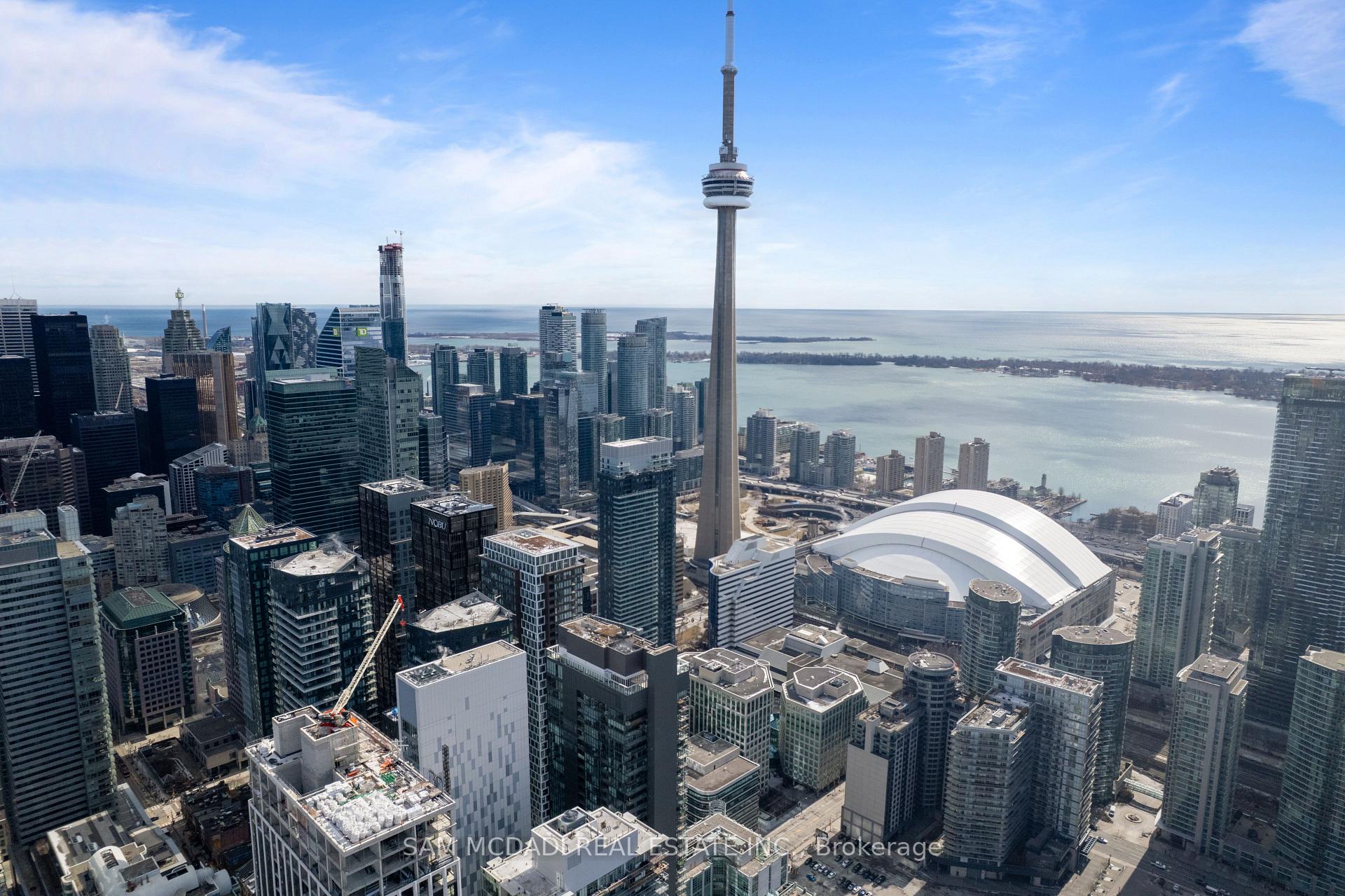 88 Blue Jays Way 1603