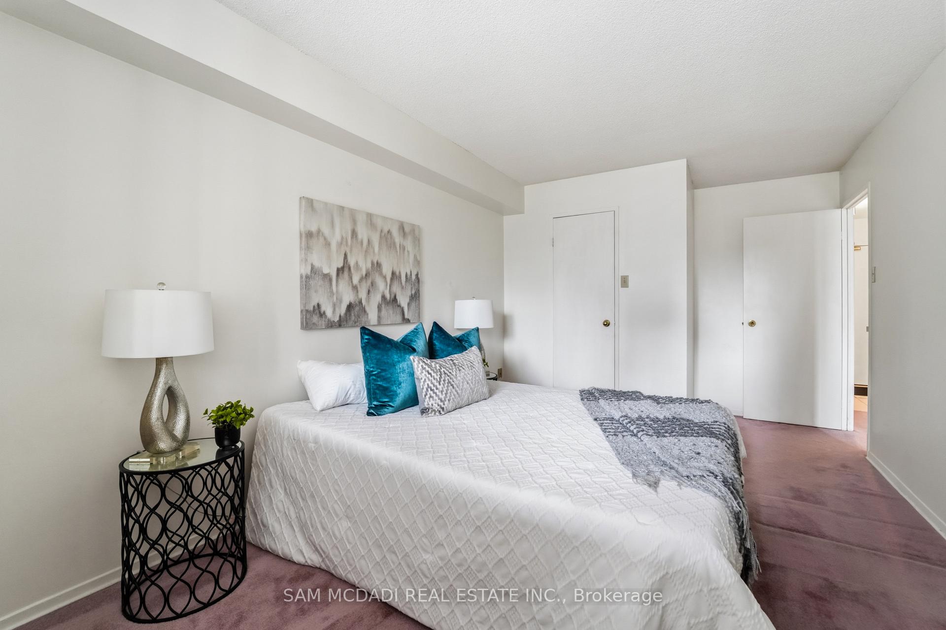 117 Gerrard Street E 613