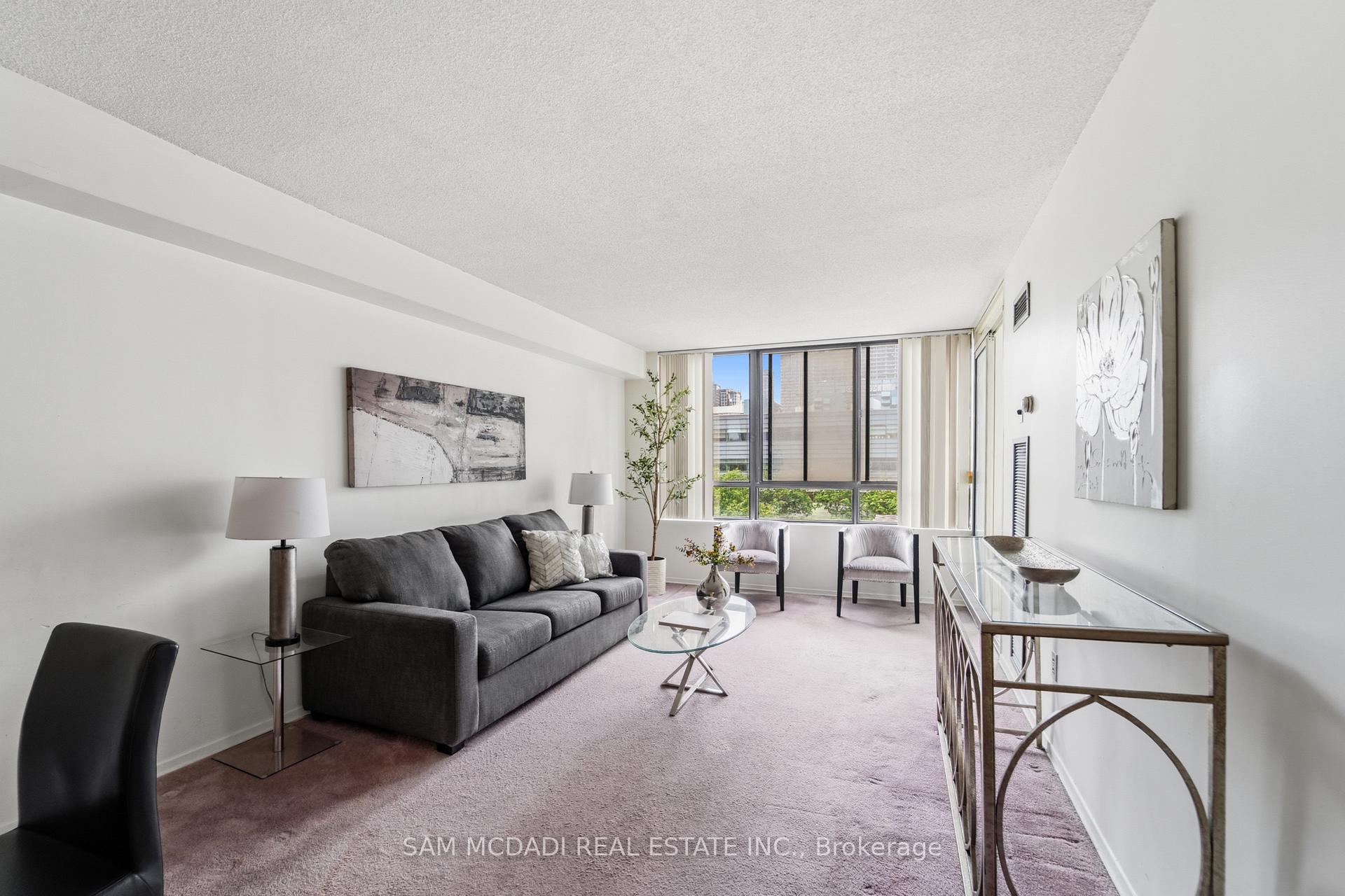 117 Gerrard Street E 613