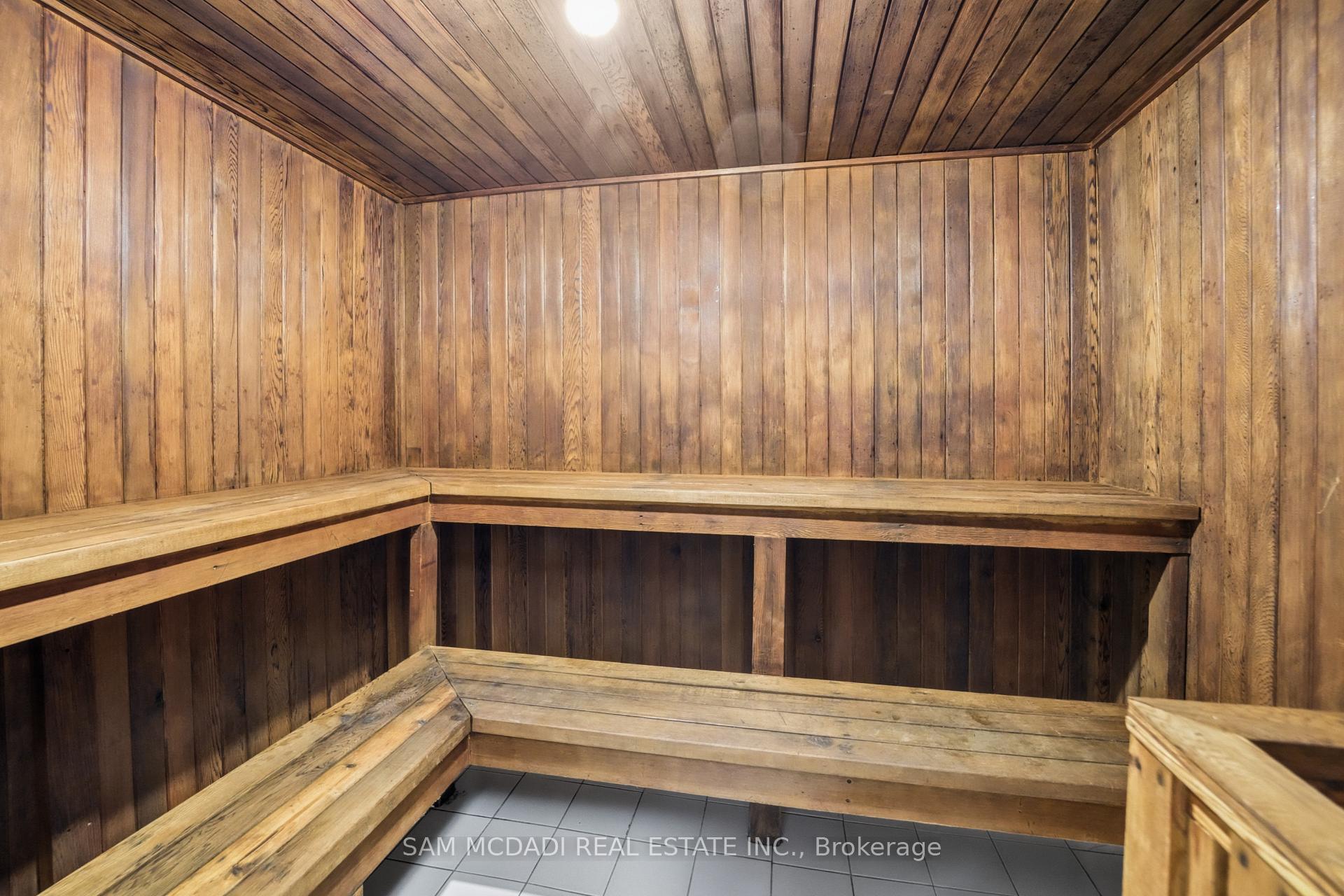 117 Gerrard Street E 613