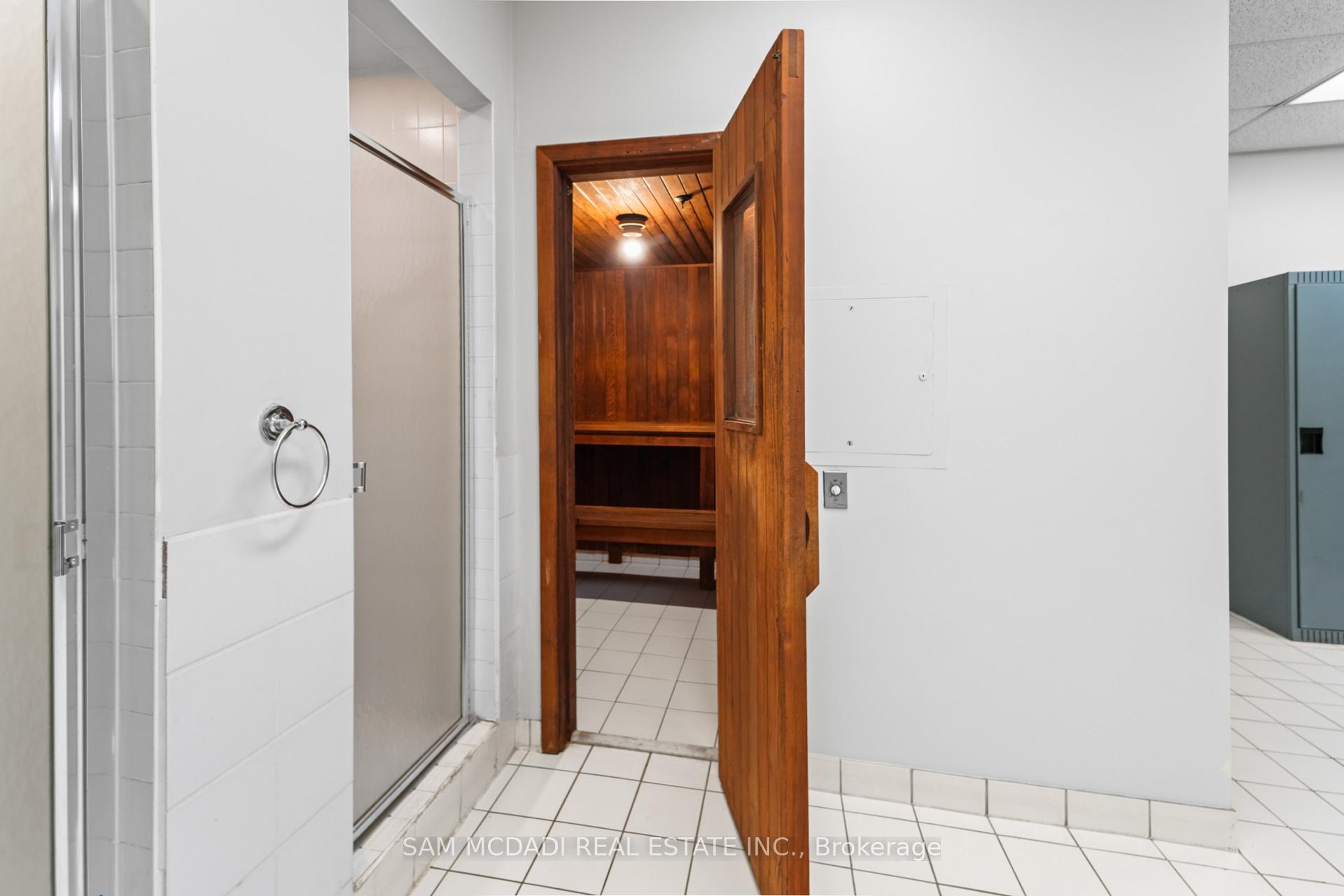 117 Gerrard Street E 613