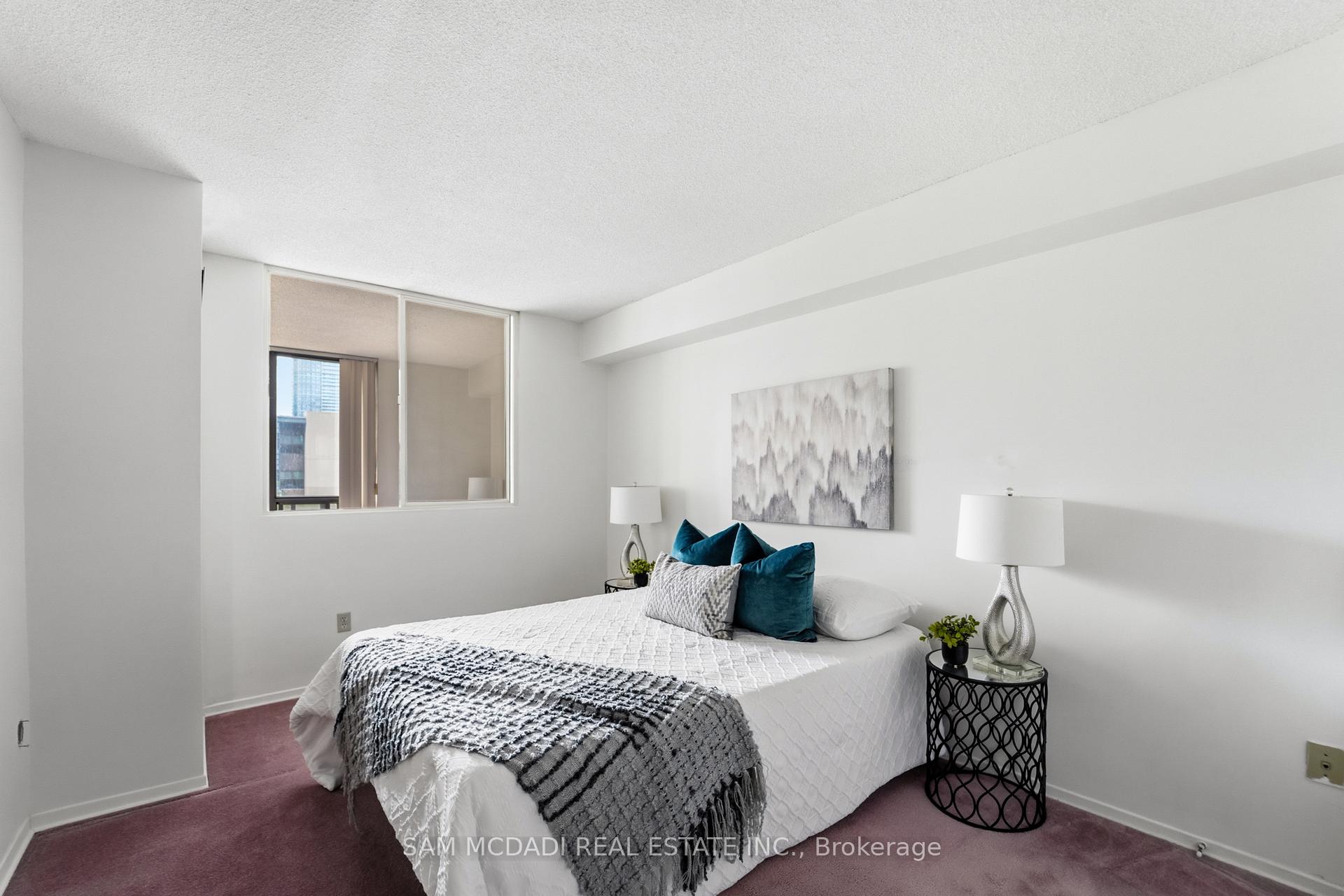 117 Gerrard Street E 613