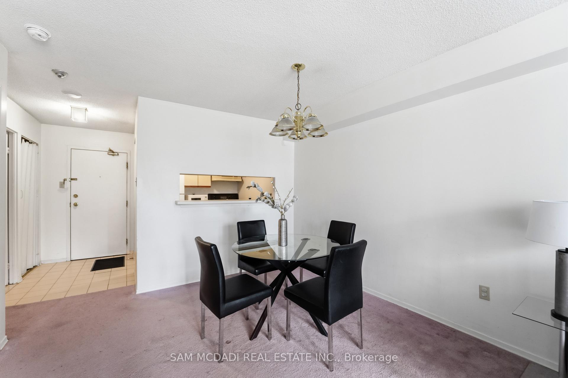 117 Gerrard Street E 613
