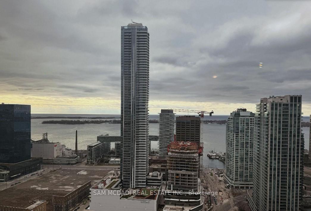 1 The Esplanade Drive 2407