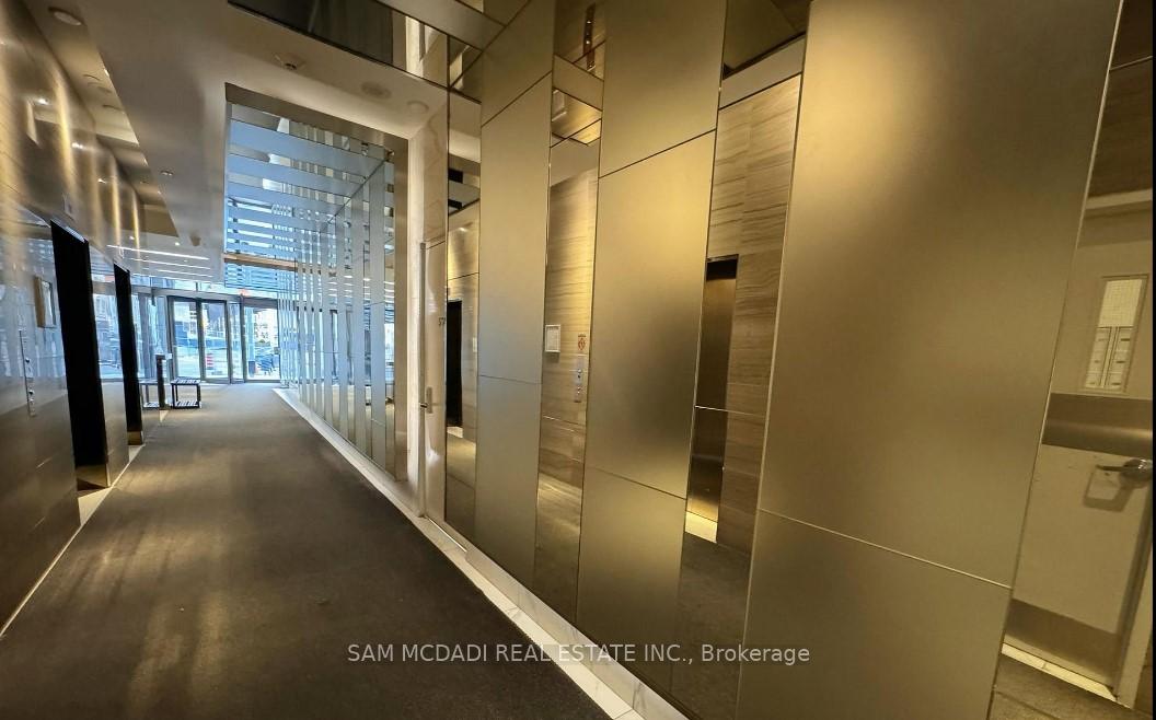 1 The Esplanade Drive 2407