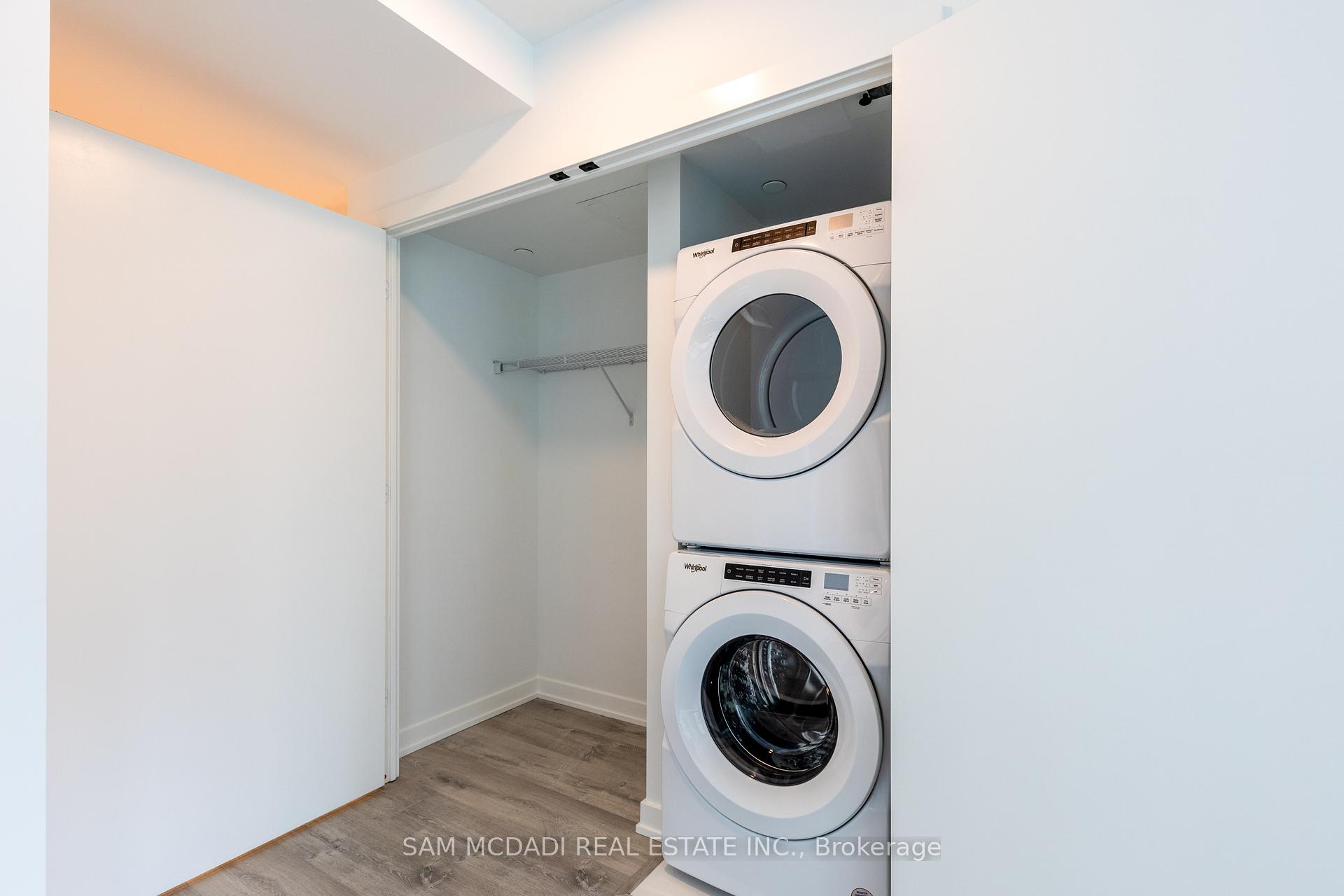 327 King Street W 602