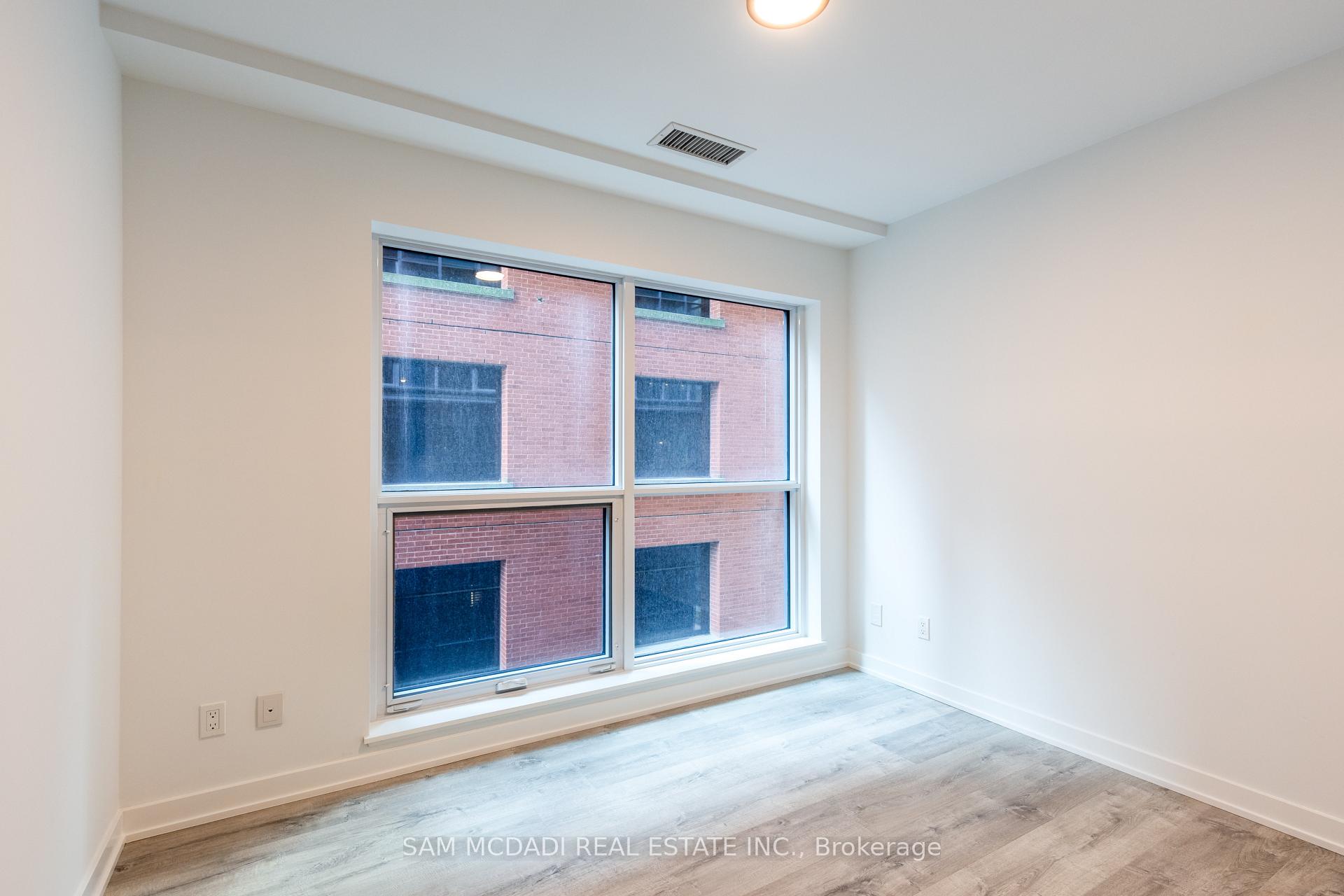 327 King Street W 602