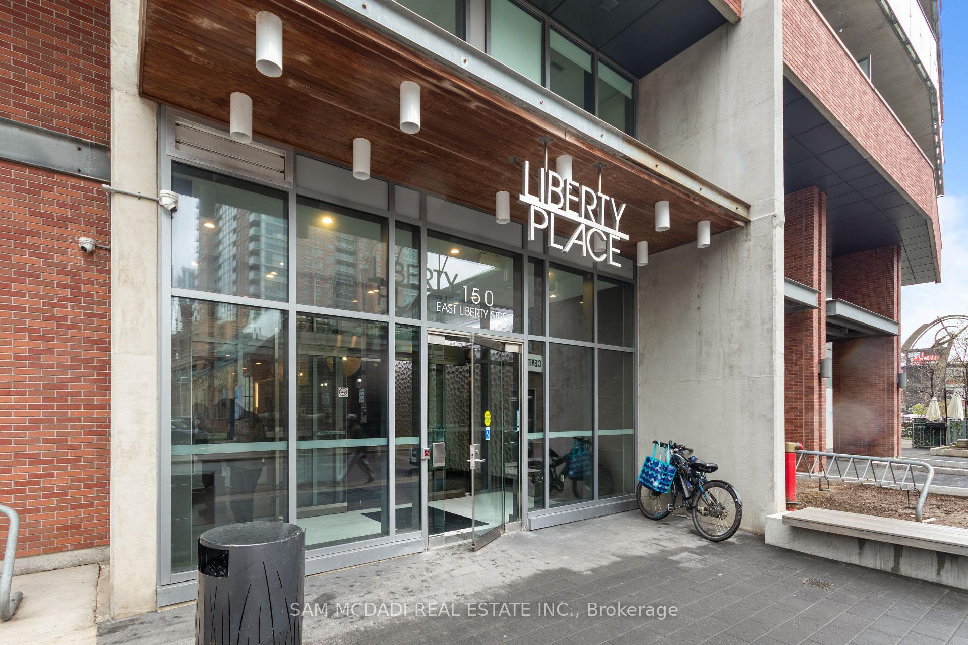 150 East Liberty Street 1208