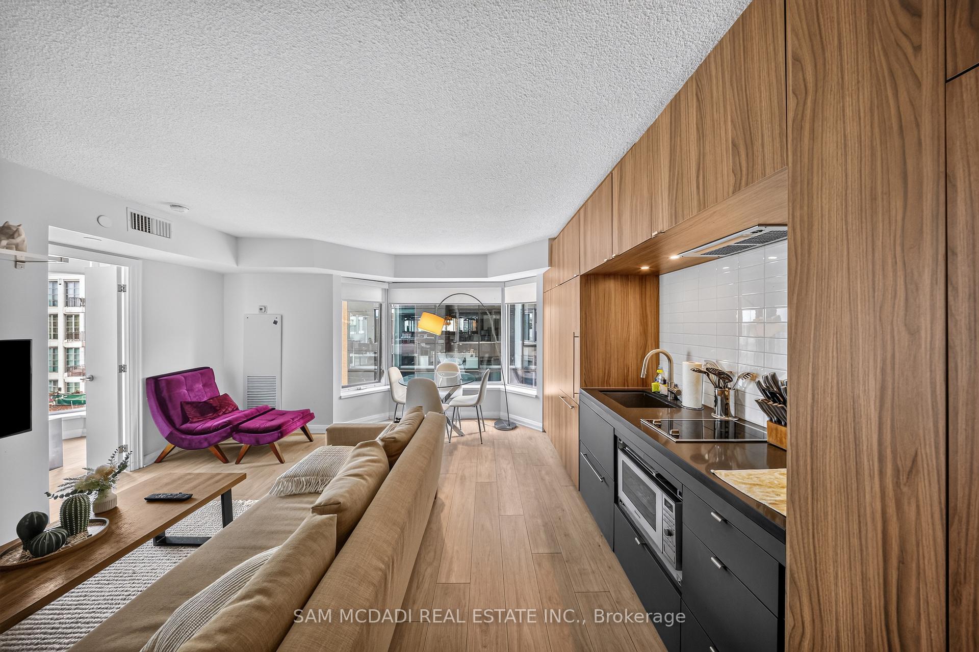 155 Yorkville Avenue 704, Toronto Unit: 704