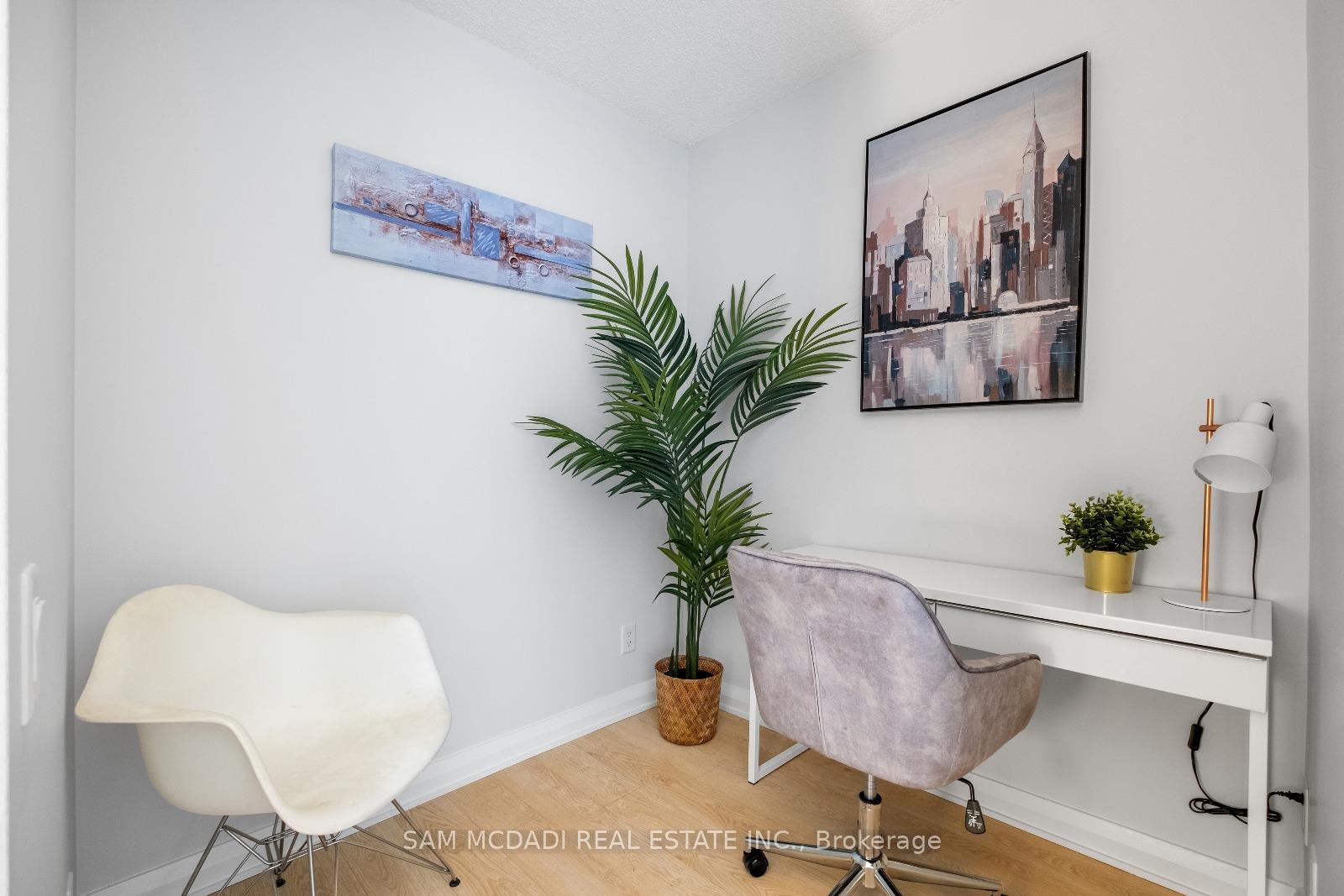 155 Yorkville Avenue 704, Toronto Unit: 704