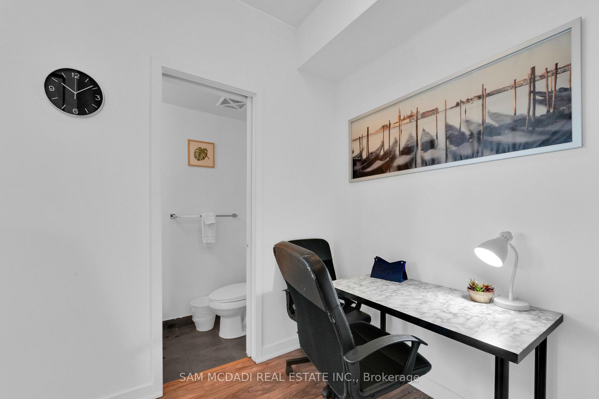 12 York Street 2307, Toronto Unit: 2307