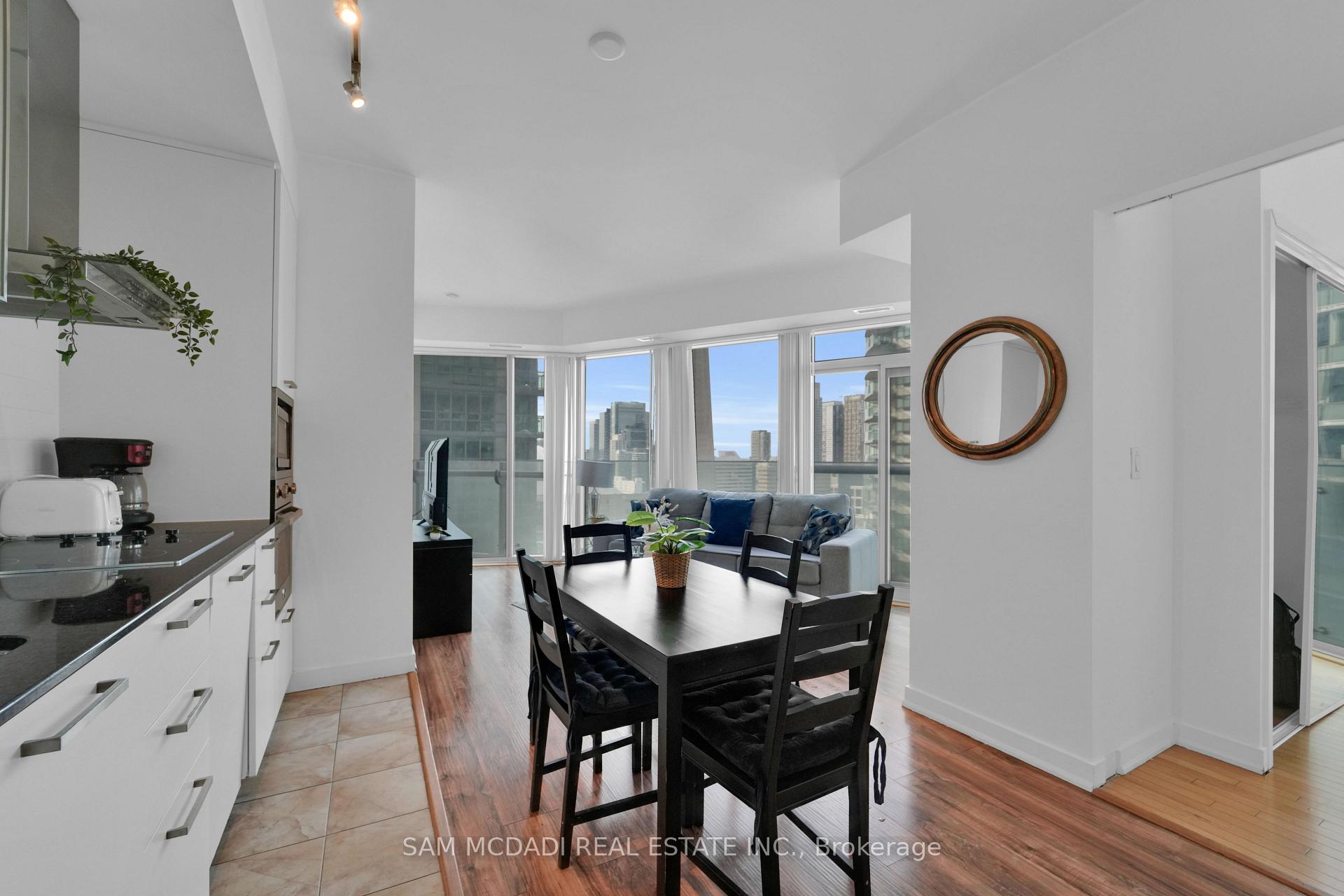 12 York Street 2307, Toronto Unit: 2307