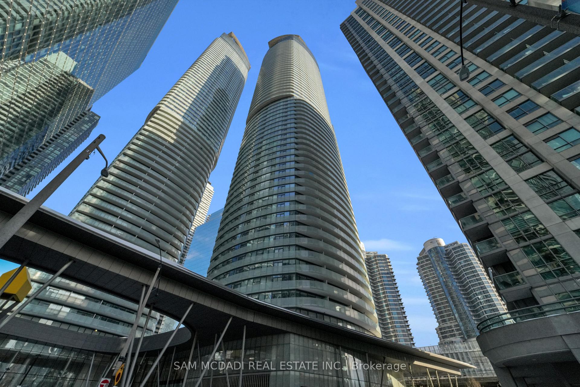 12 York Street 2307, Toronto Unit: 2307