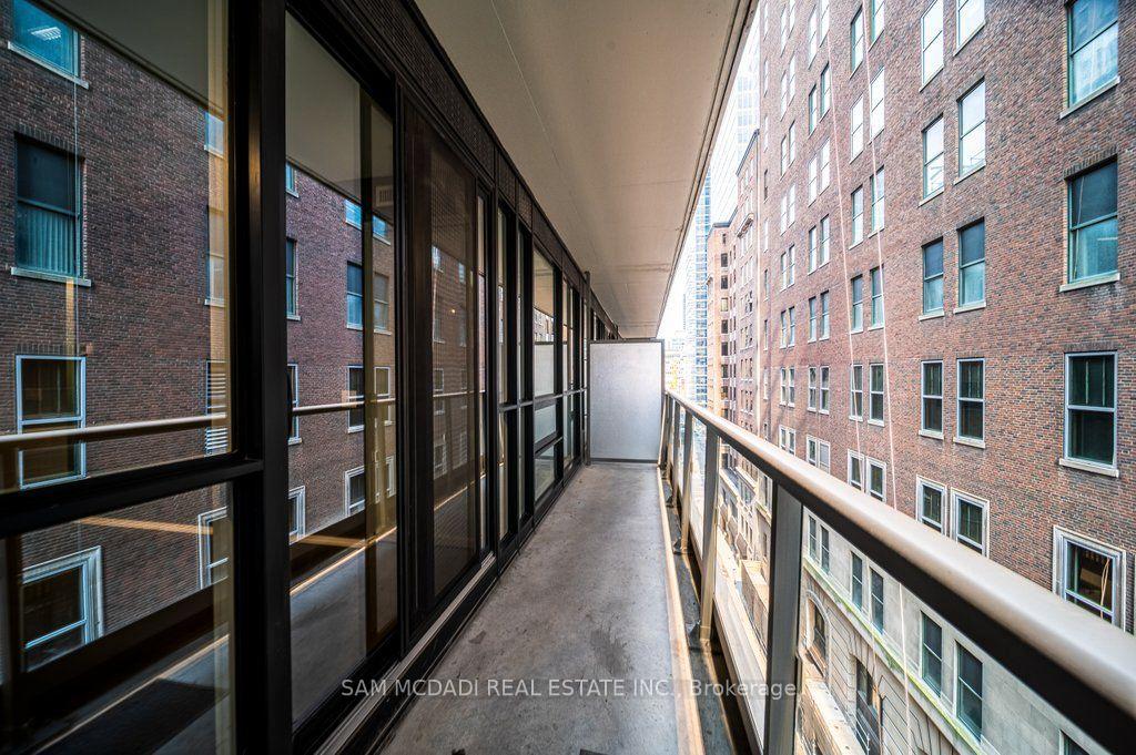 70 Temperance Street 608, Toronto Unit: 608
