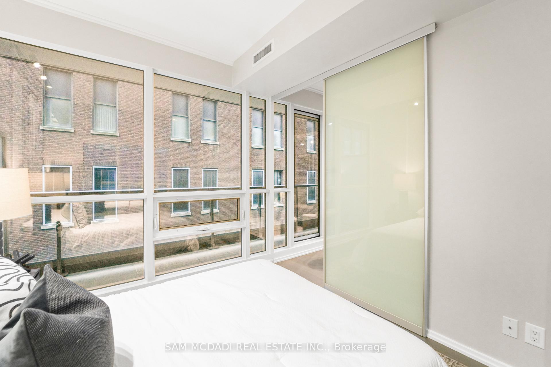 70 Temperance Street 608, Toronto Unit: 608
