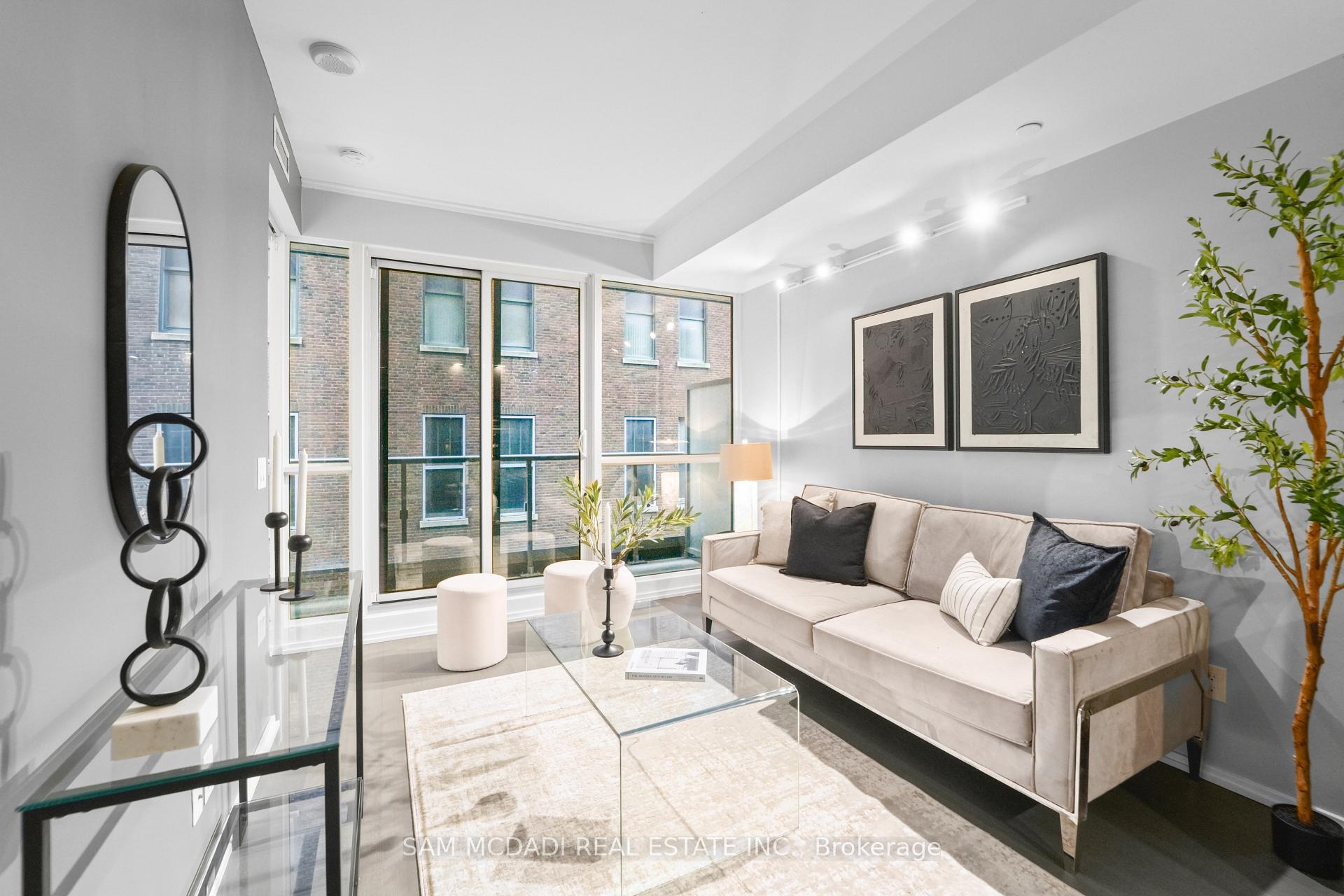 70 Temperance Street 608, Toronto Unit: 608
