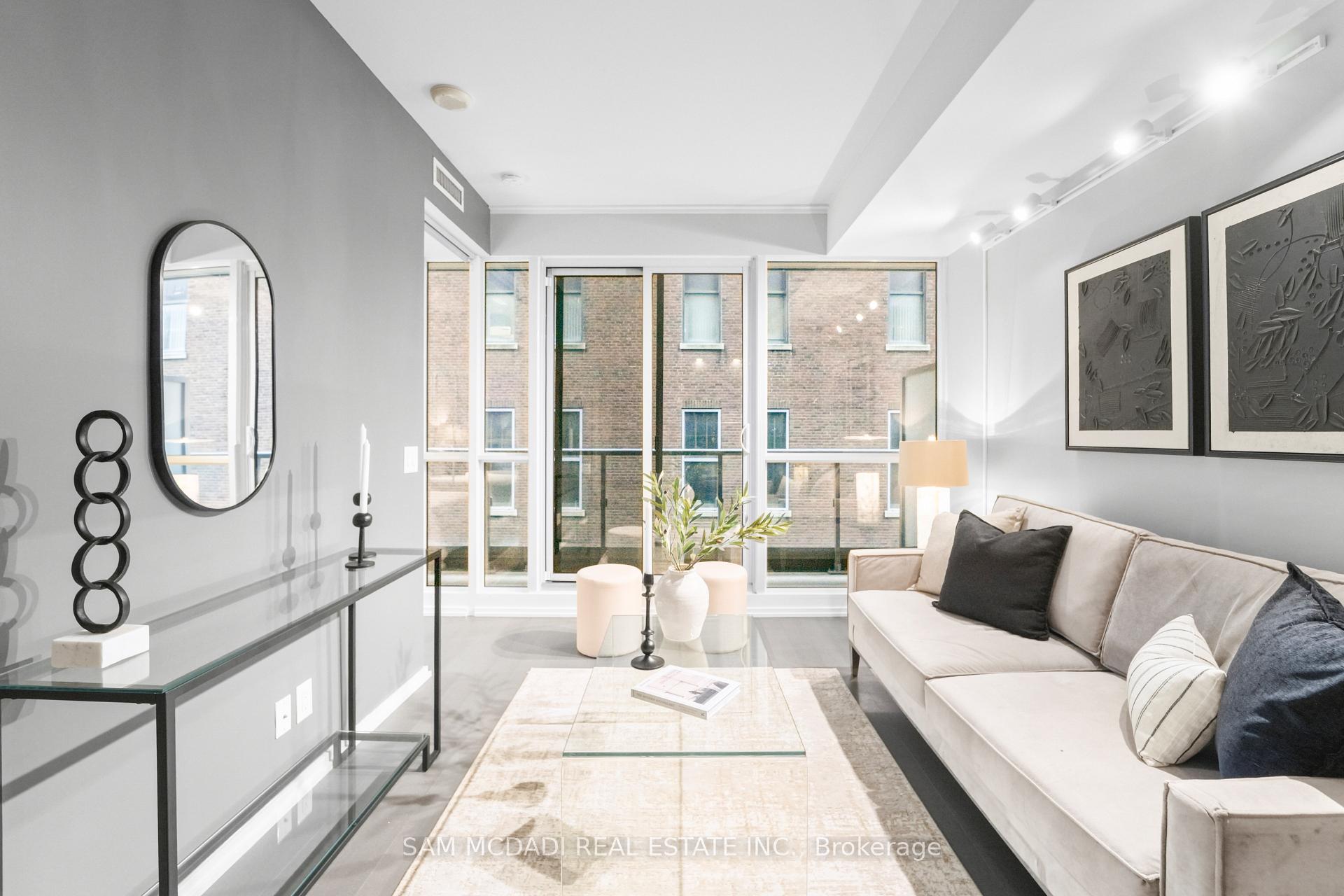70 Temperance Street 608, Toronto Unit: 608