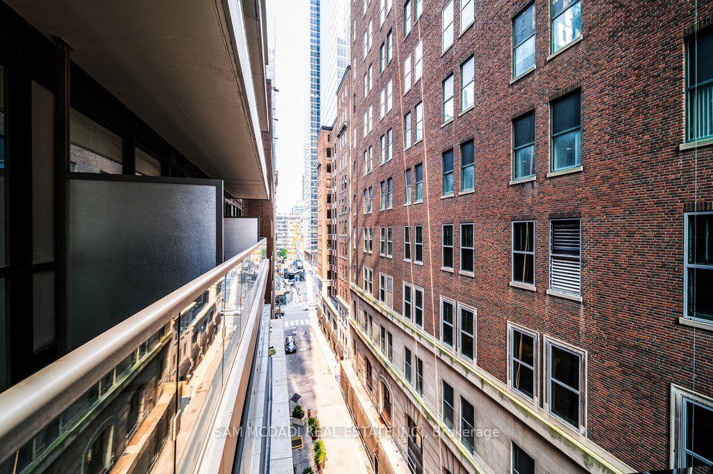 70 Temperance Street 608, Toronto Unit: 608