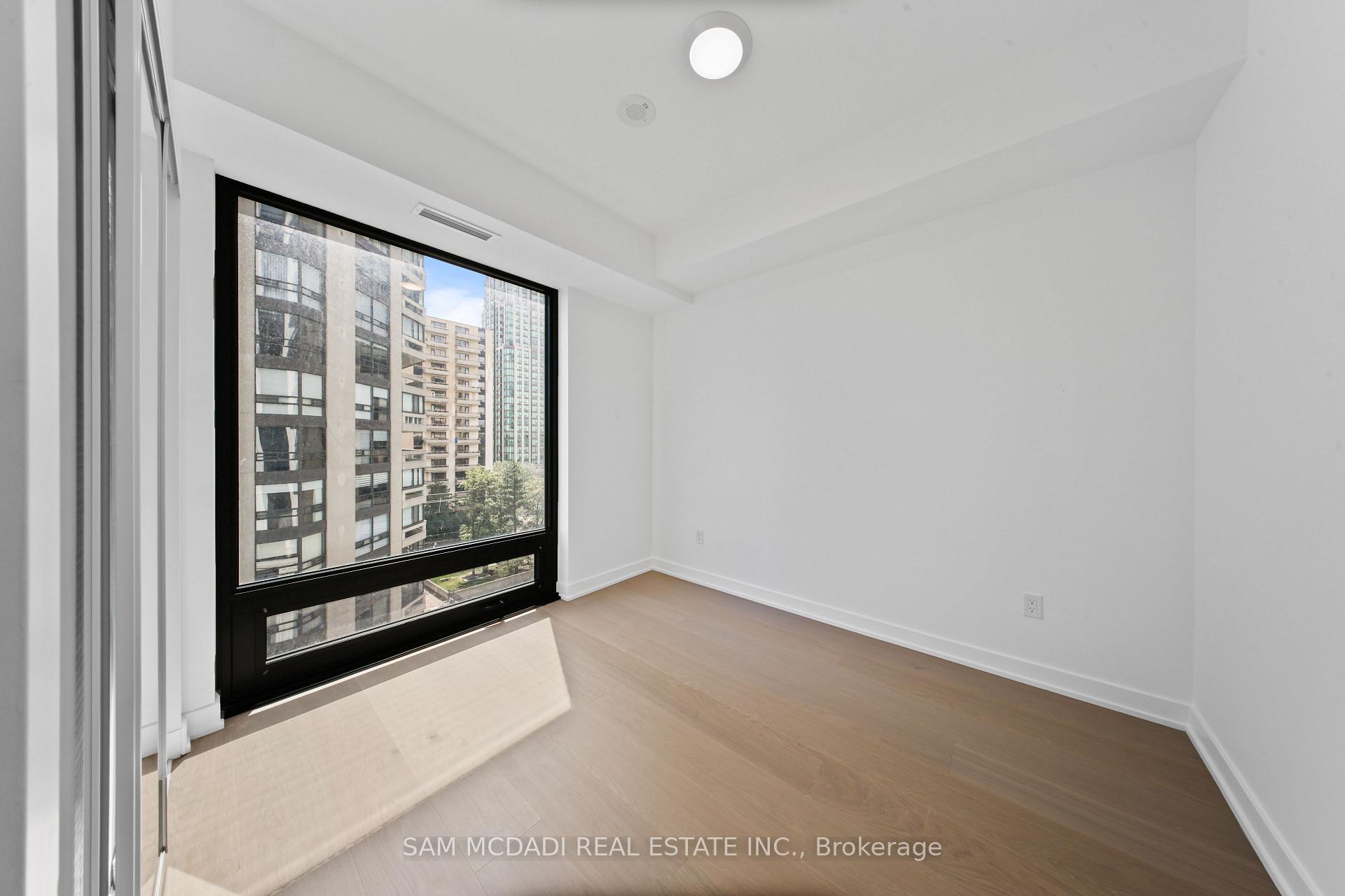 89 Montclair Avenue, Toronto