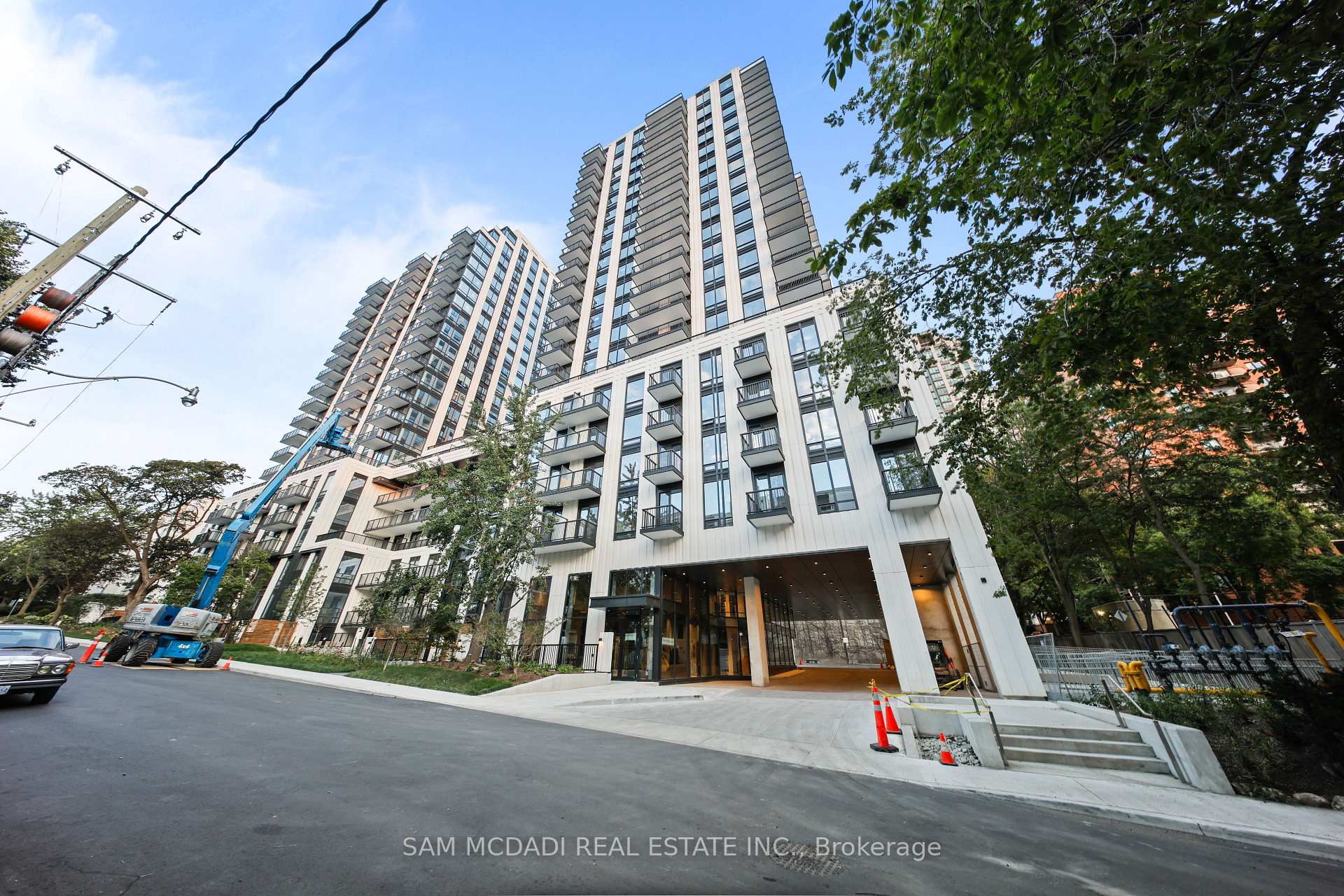 89 Montclair Avenue, Toronto