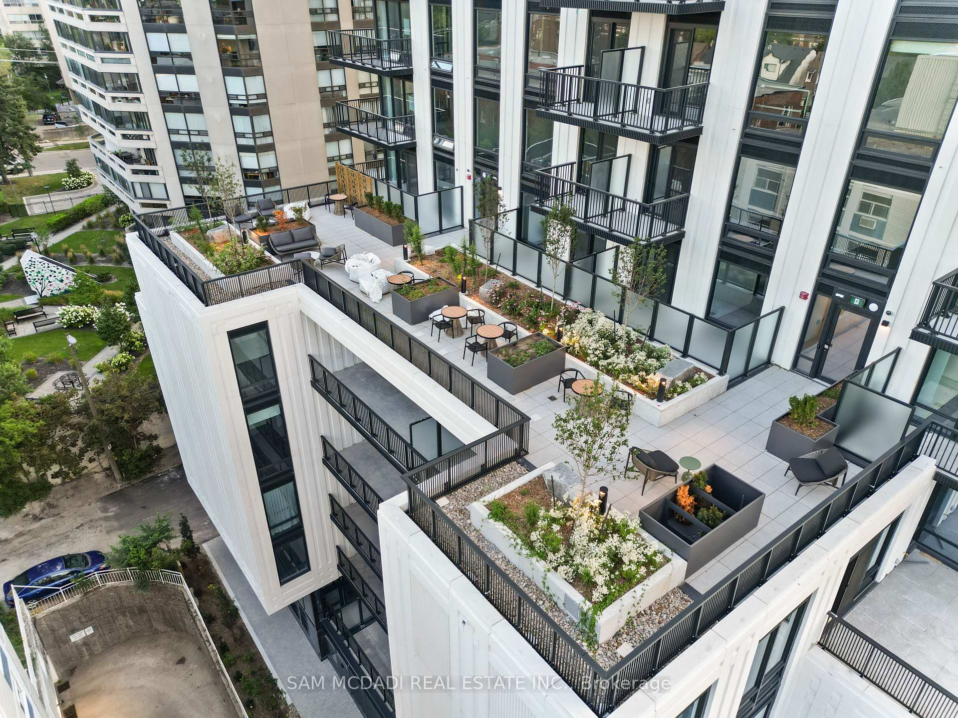 89 Montclair Avenue, Toronto
