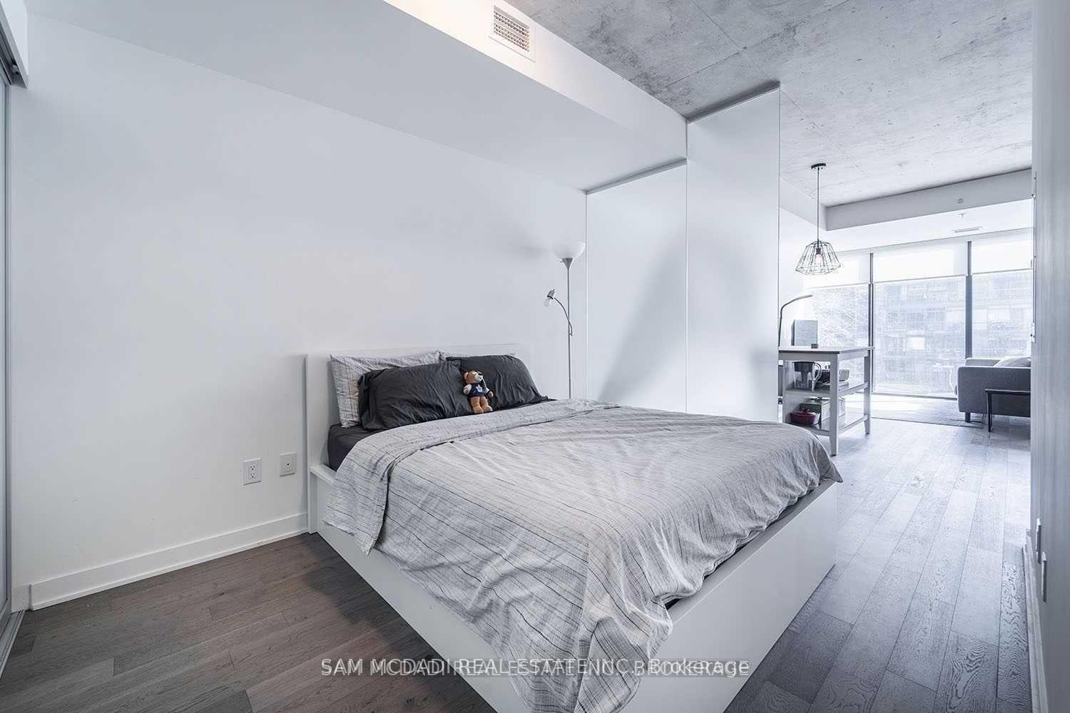 629 King Street W 415, Toronto Unit: 415