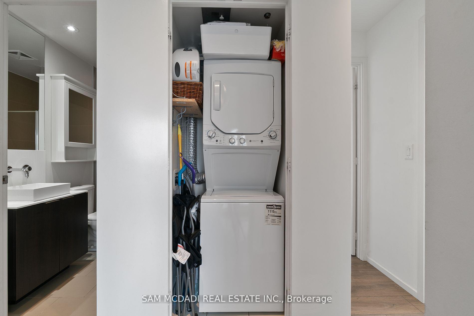 159 Dundas Street E 1906, Toronto Unit: 1906