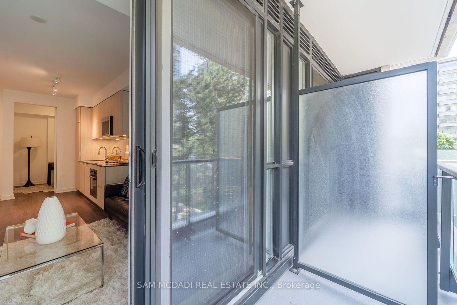 609 Avenue Road 301, Toronto Unit: 301