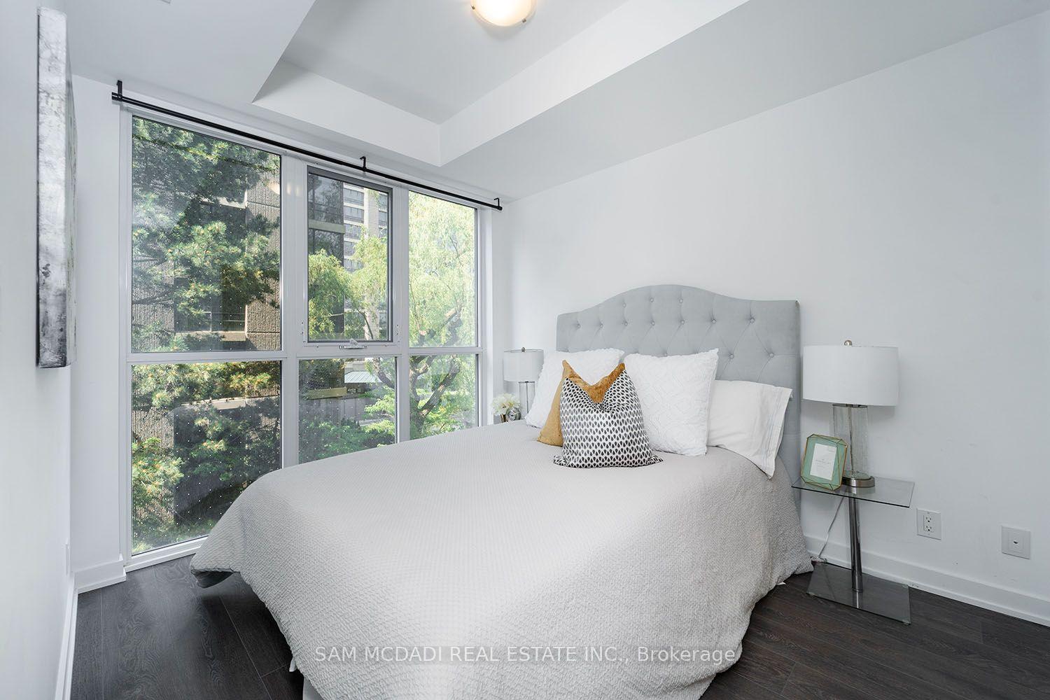 609 Avenue Road 301, Toronto Unit: 301