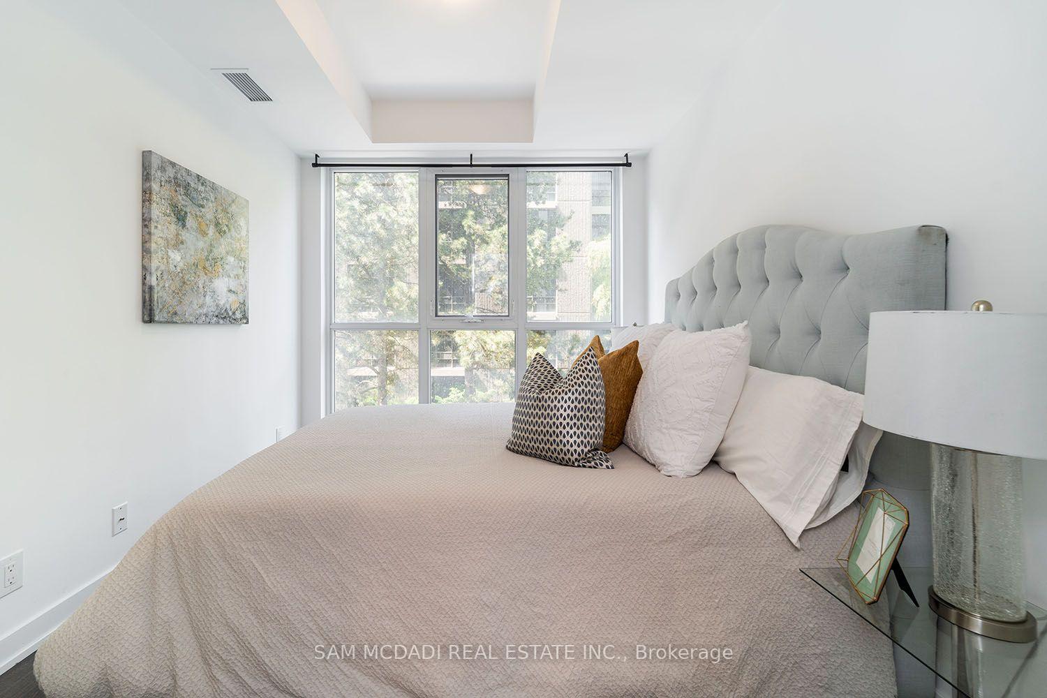 609 Avenue Road 301, Toronto Unit: 301