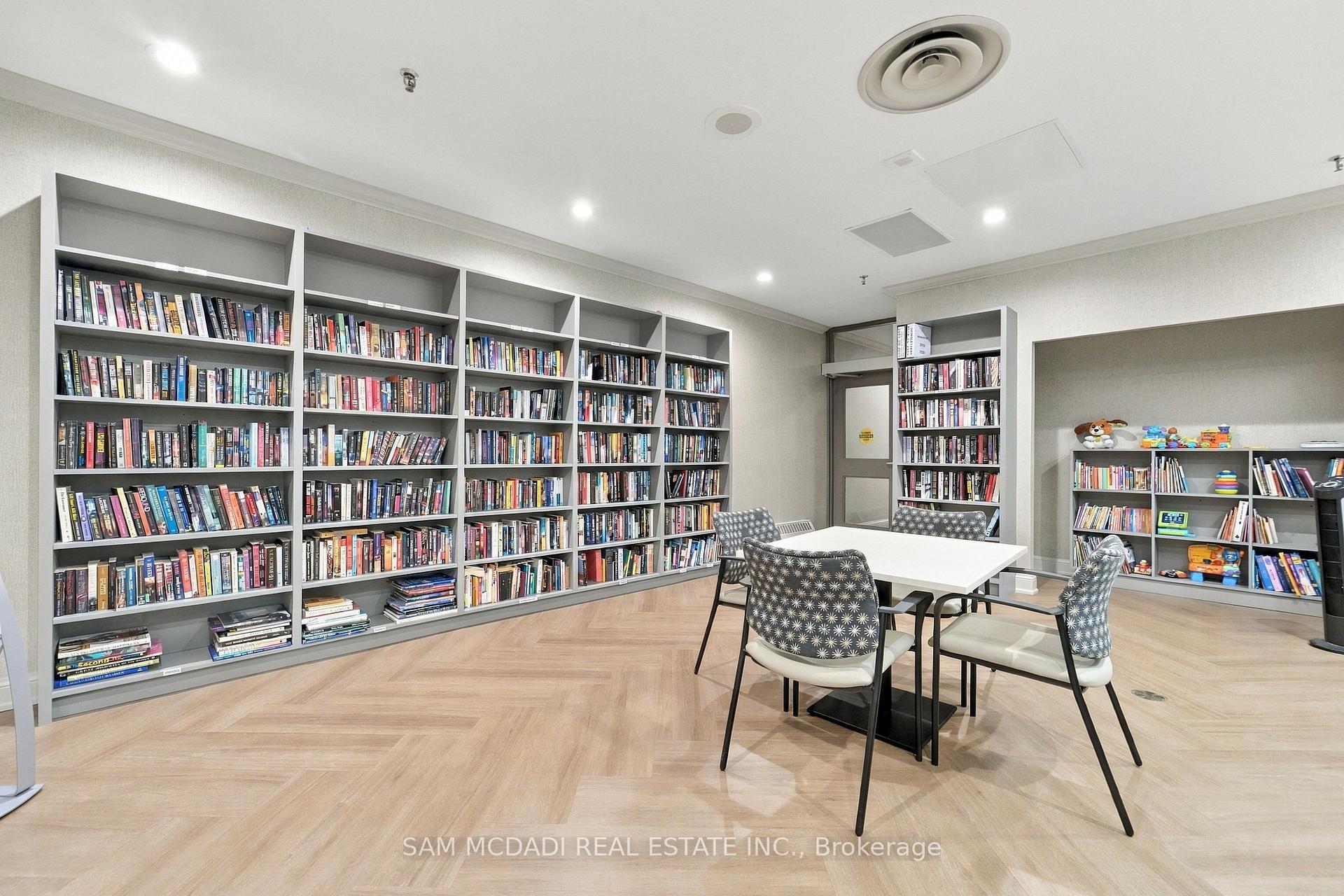 5444 Yonge Street 304, Toronto Unit: 304