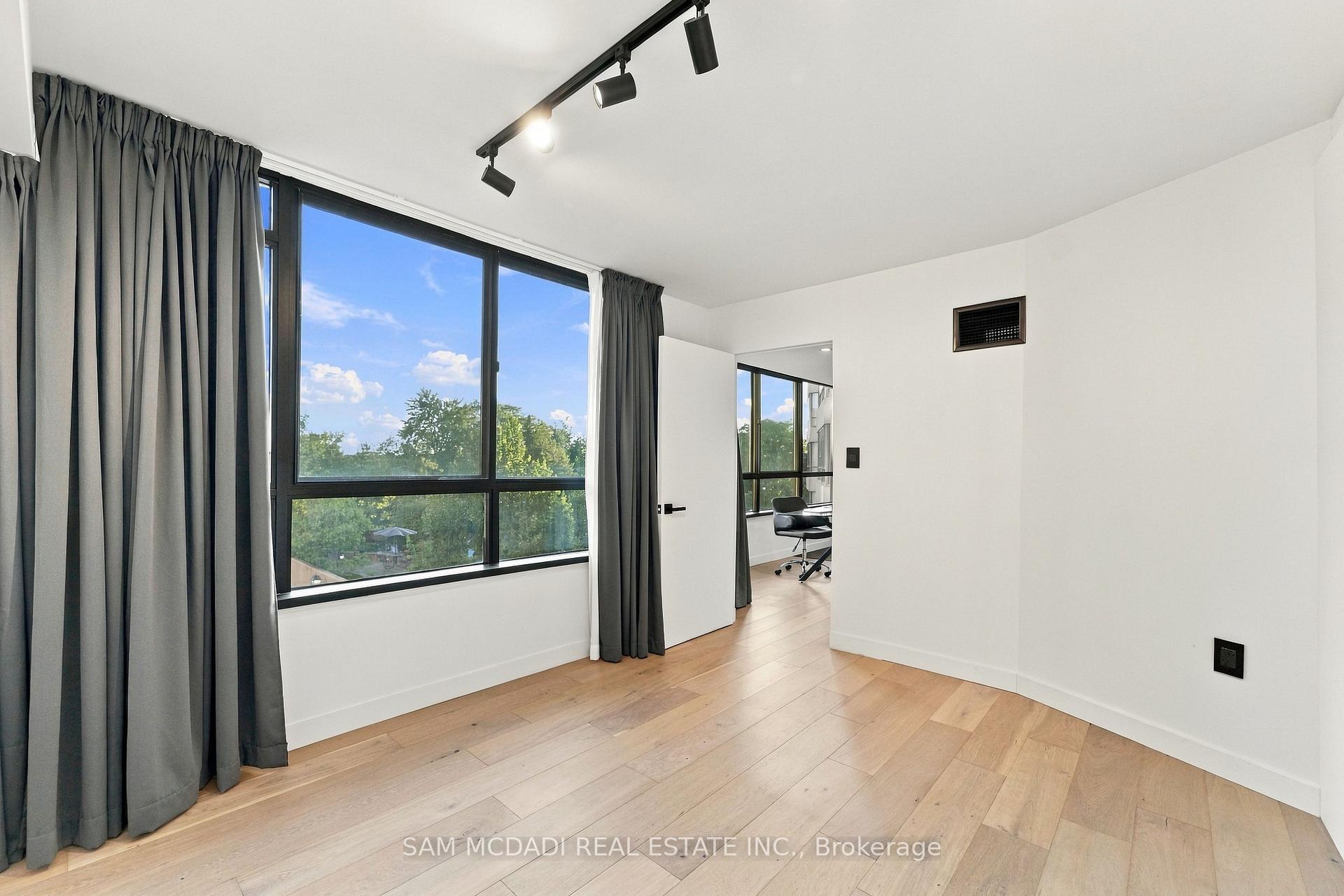 5444 Yonge Street 304, Toronto Unit: 304
