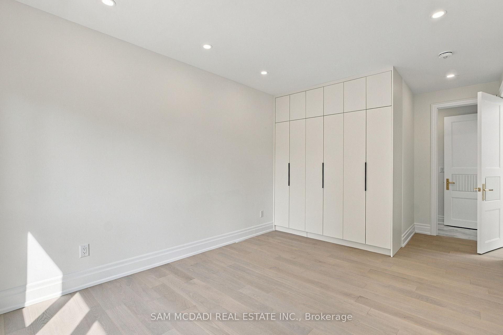 6 North Hills Terrace, Toronto