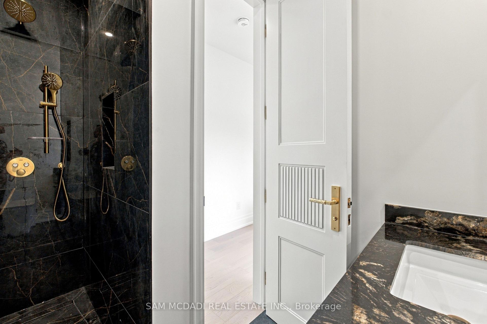 6 North Hills Terrace, Toronto