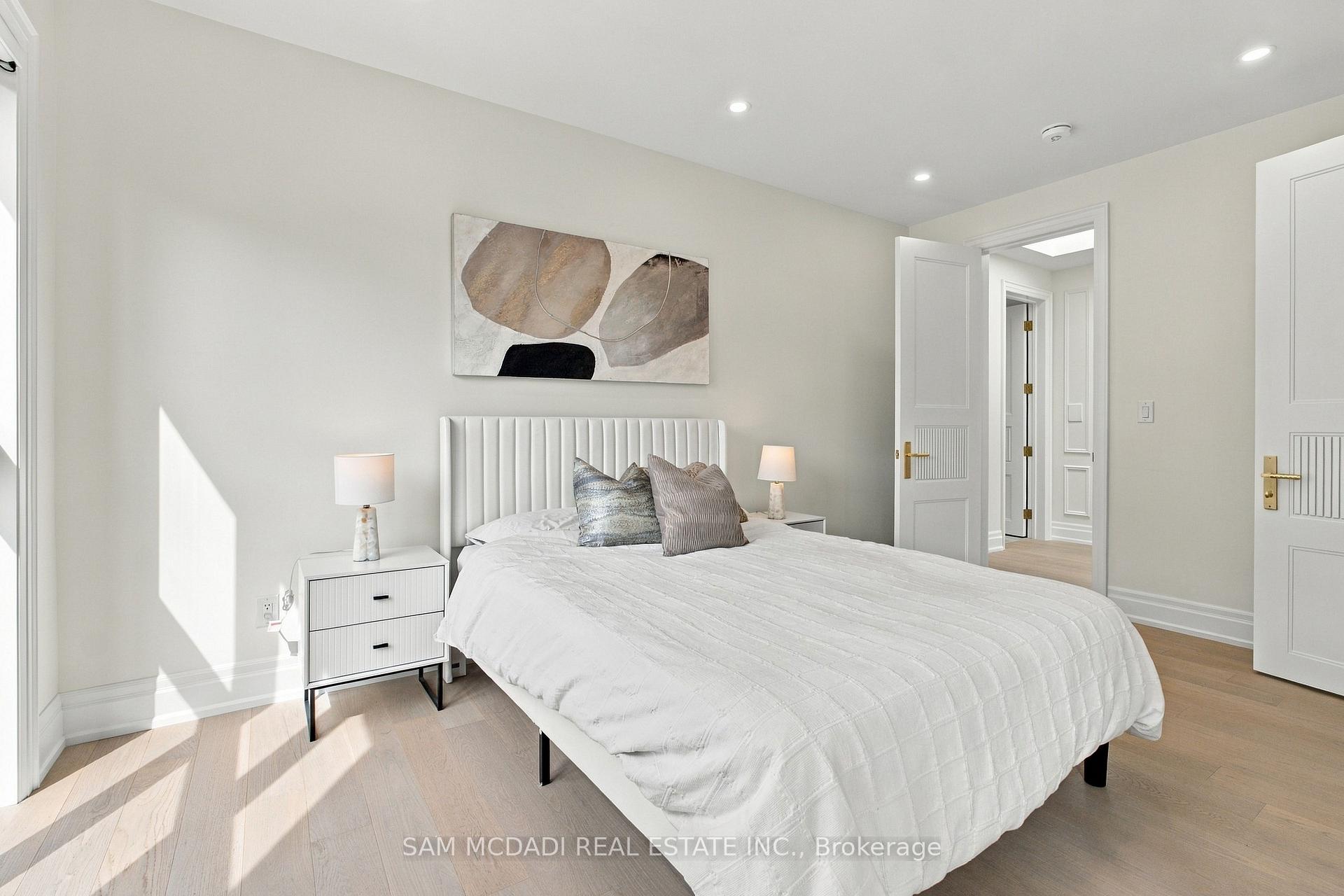 6 North Hills Terrace, Toronto