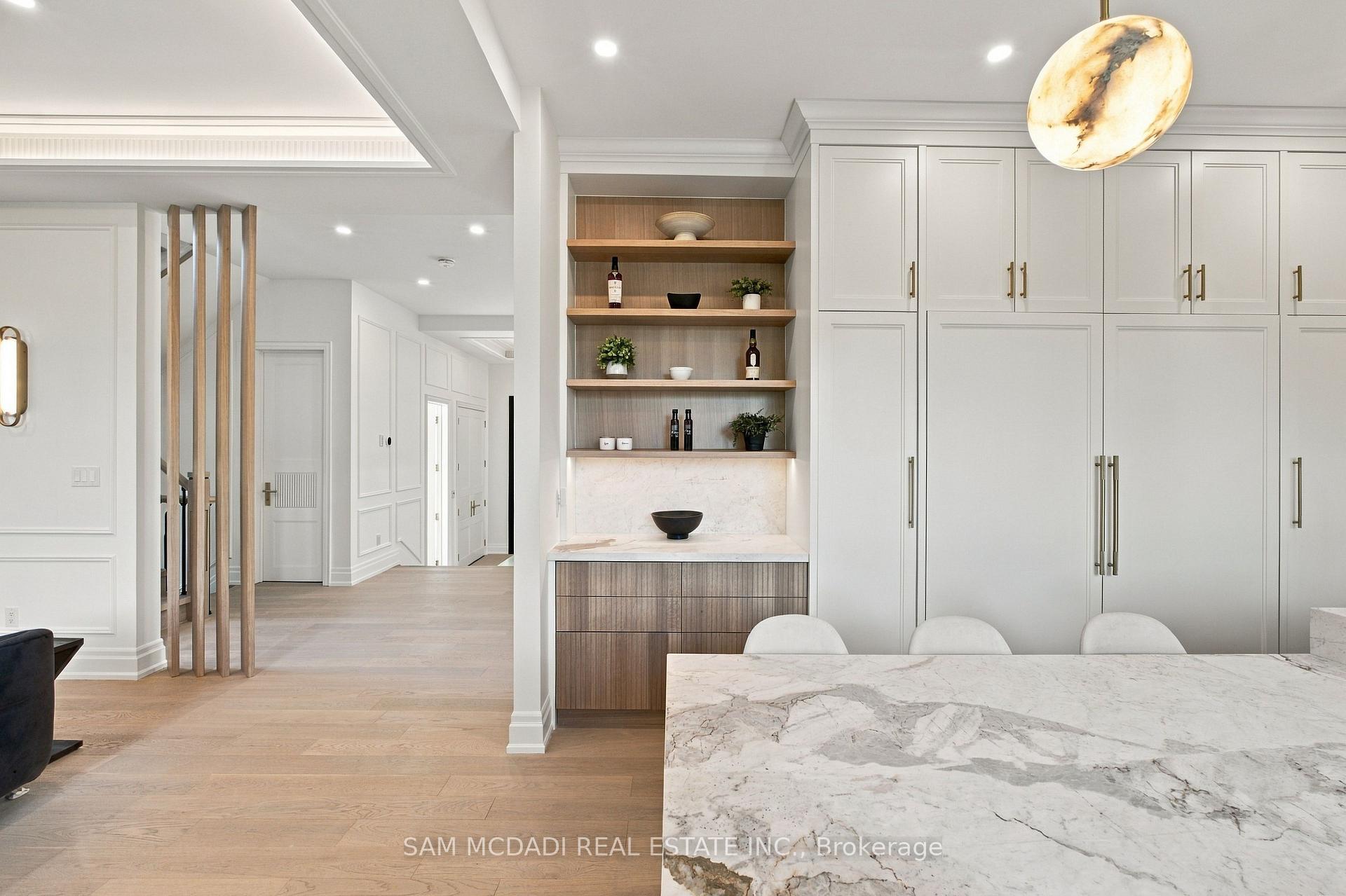 6 North Hills Terrace, Toronto
