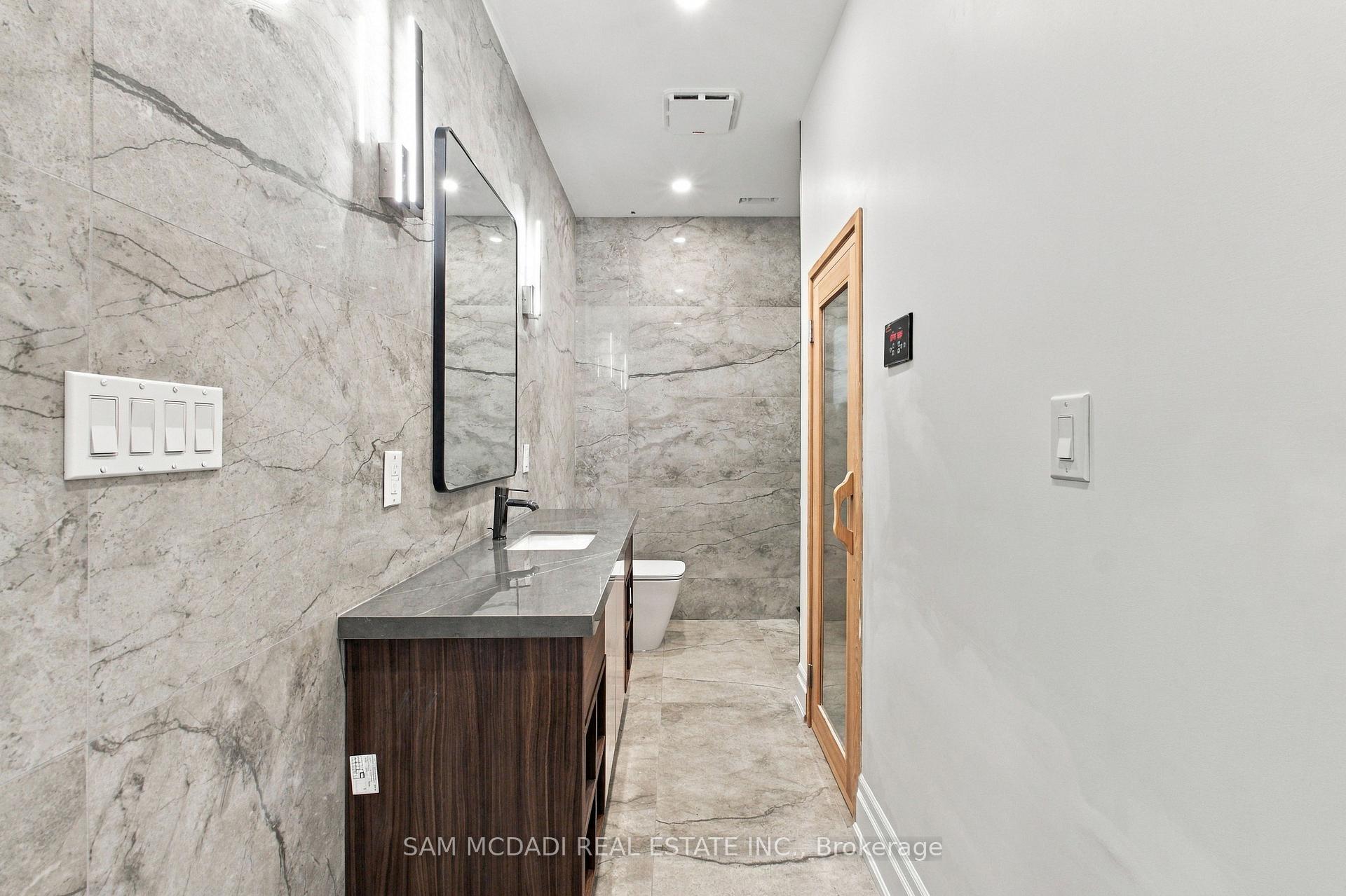 6 North Hills Terrace, Toronto