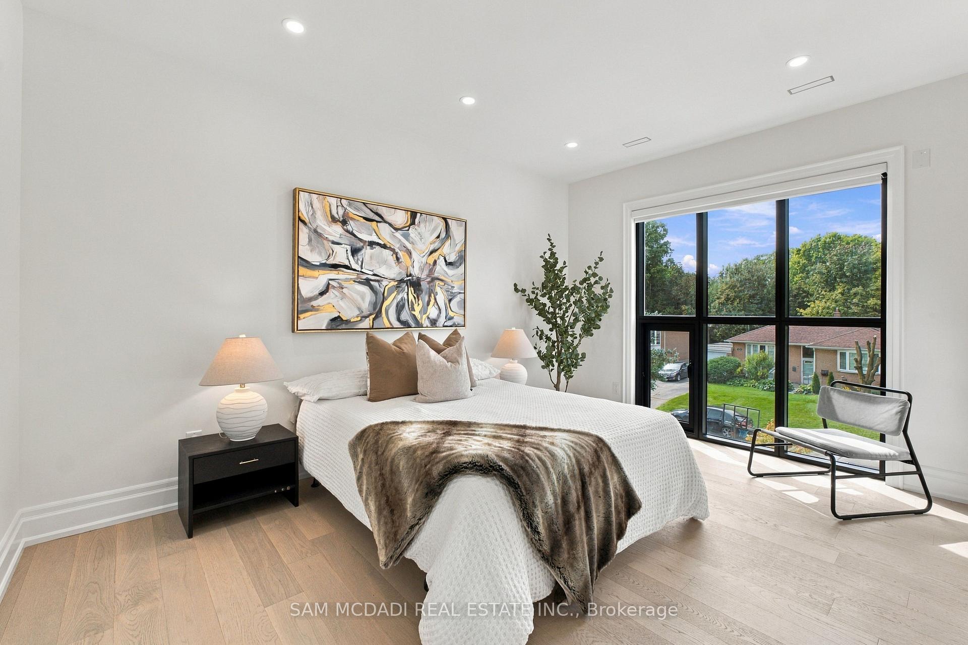 6 North Hills Terrace, Toronto
