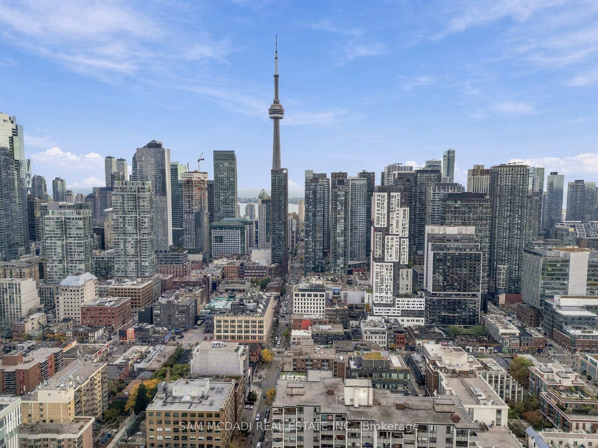 15 Beverley Street TH27, Toronto Unit: TH27