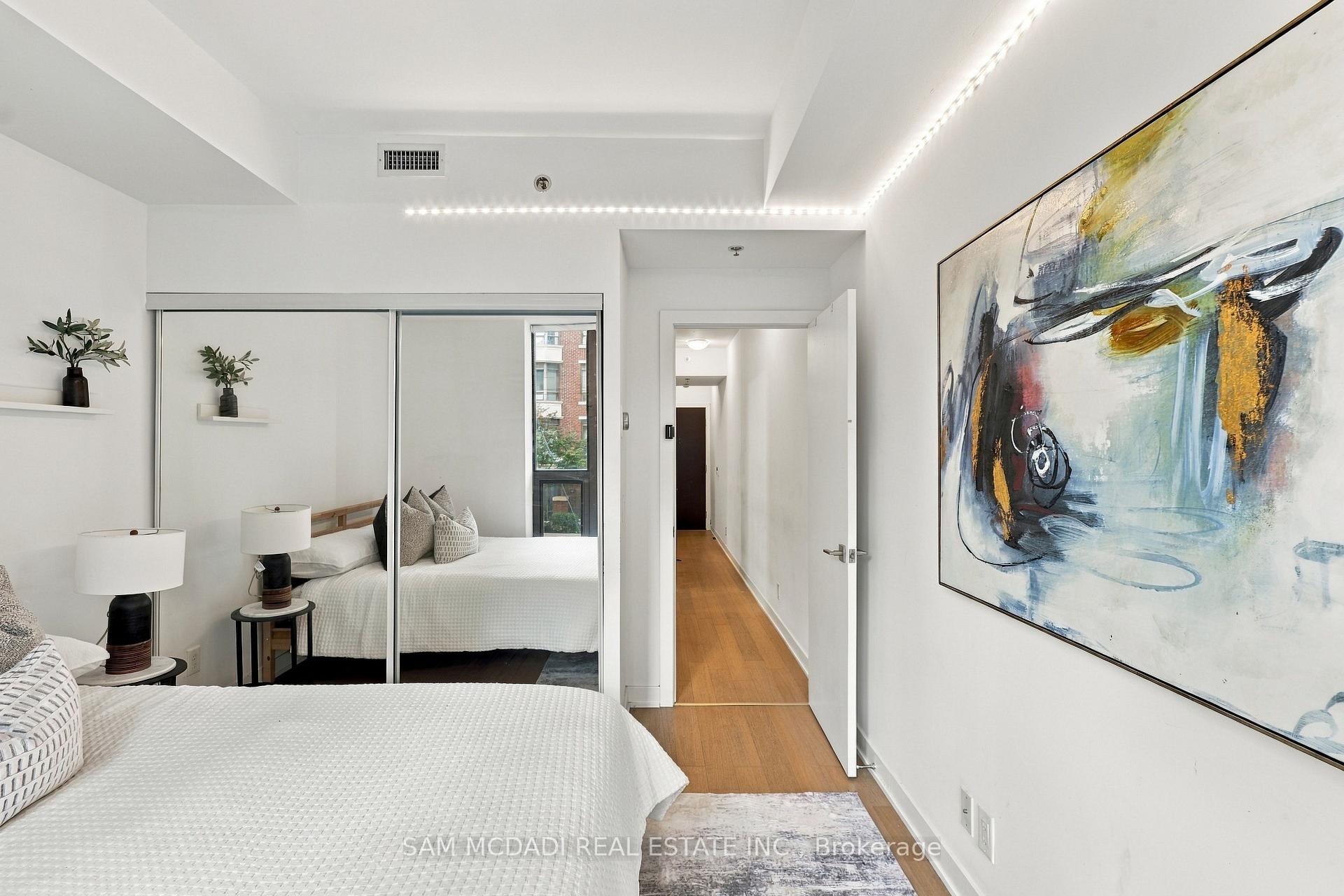 15 Beverley Street TH27, Toronto Unit: TH27