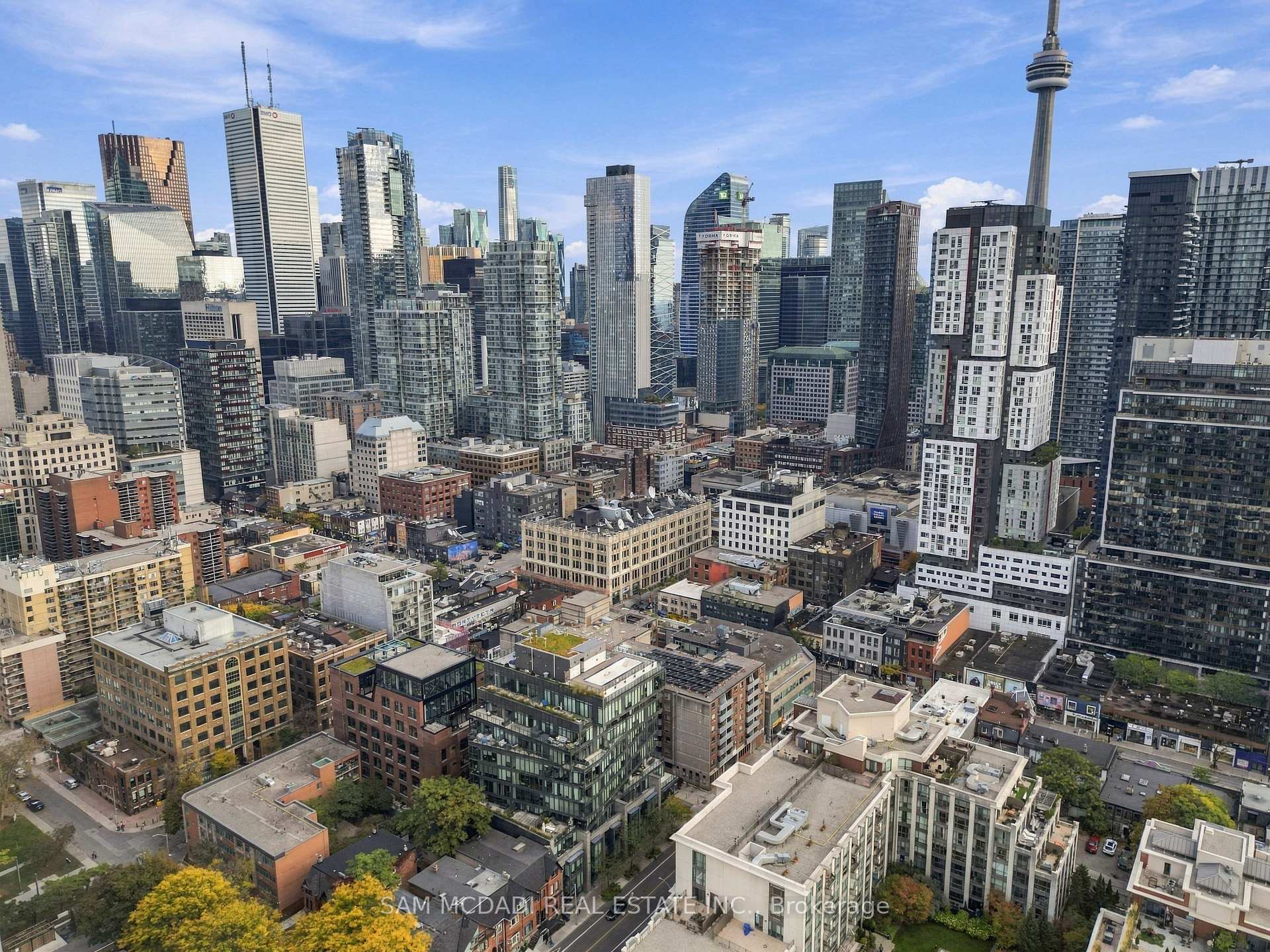15 Beverley Street TH27, Toronto Unit: TH27