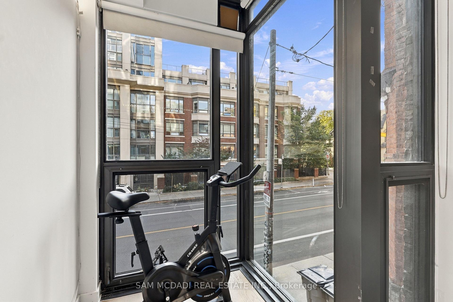 15 Beverley Street TH27, Toronto Unit: TH27