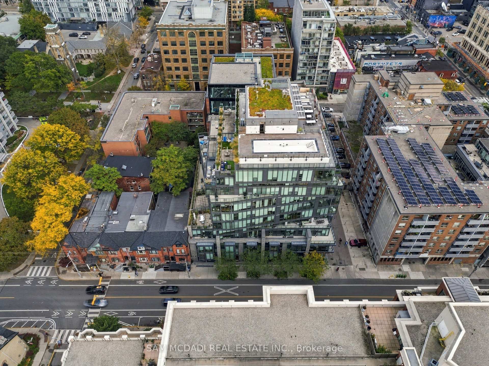 15 Beverley Street TH27, Toronto Unit: TH27