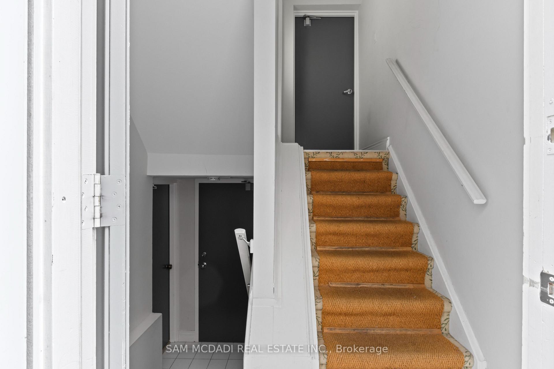 26 Pine Avenue Lower