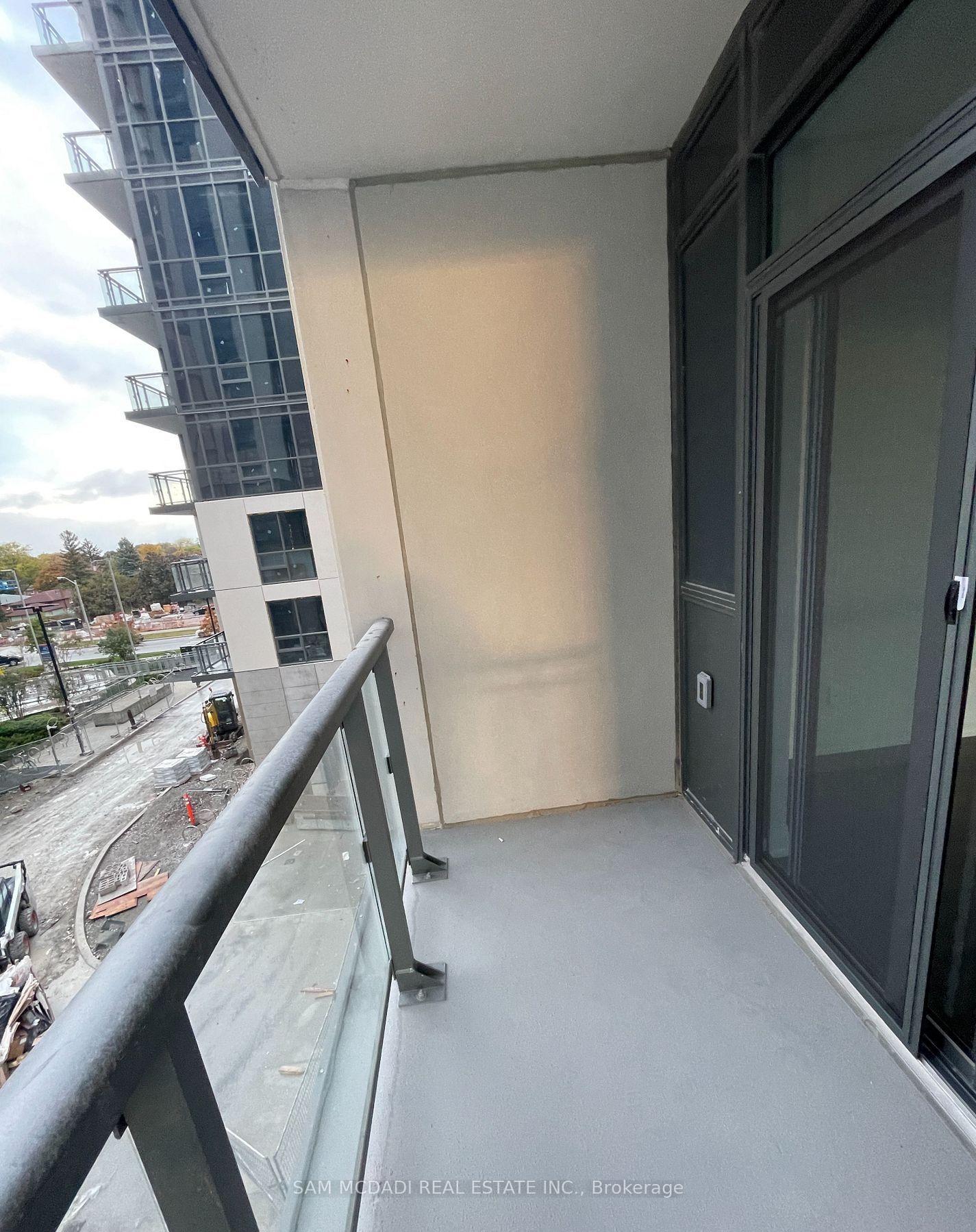 10 Meadowglen Place 311