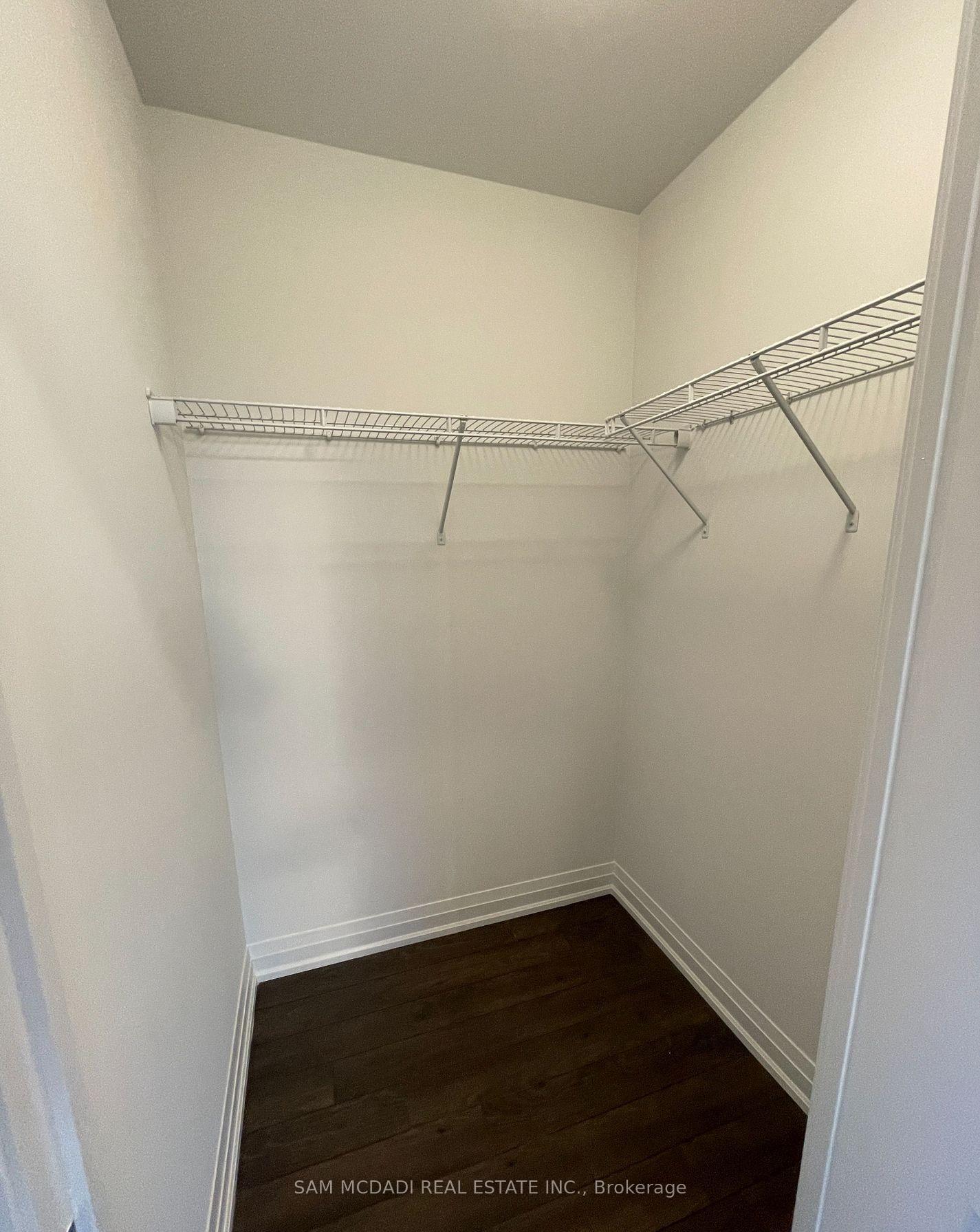 10 Meadowglen Place 311