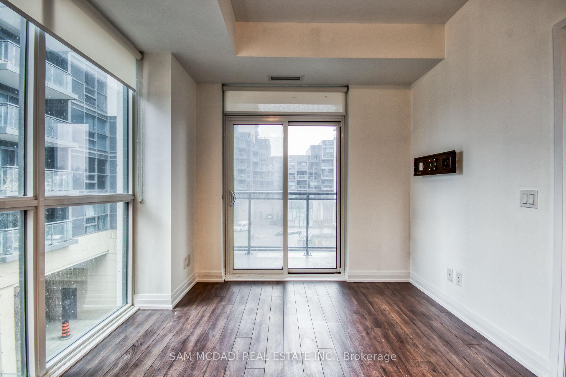 10 Meadowglen Place 311