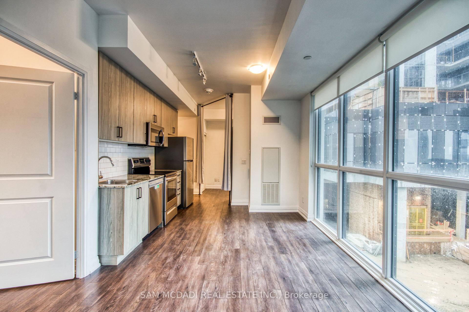 10 Meadowglen Place 311