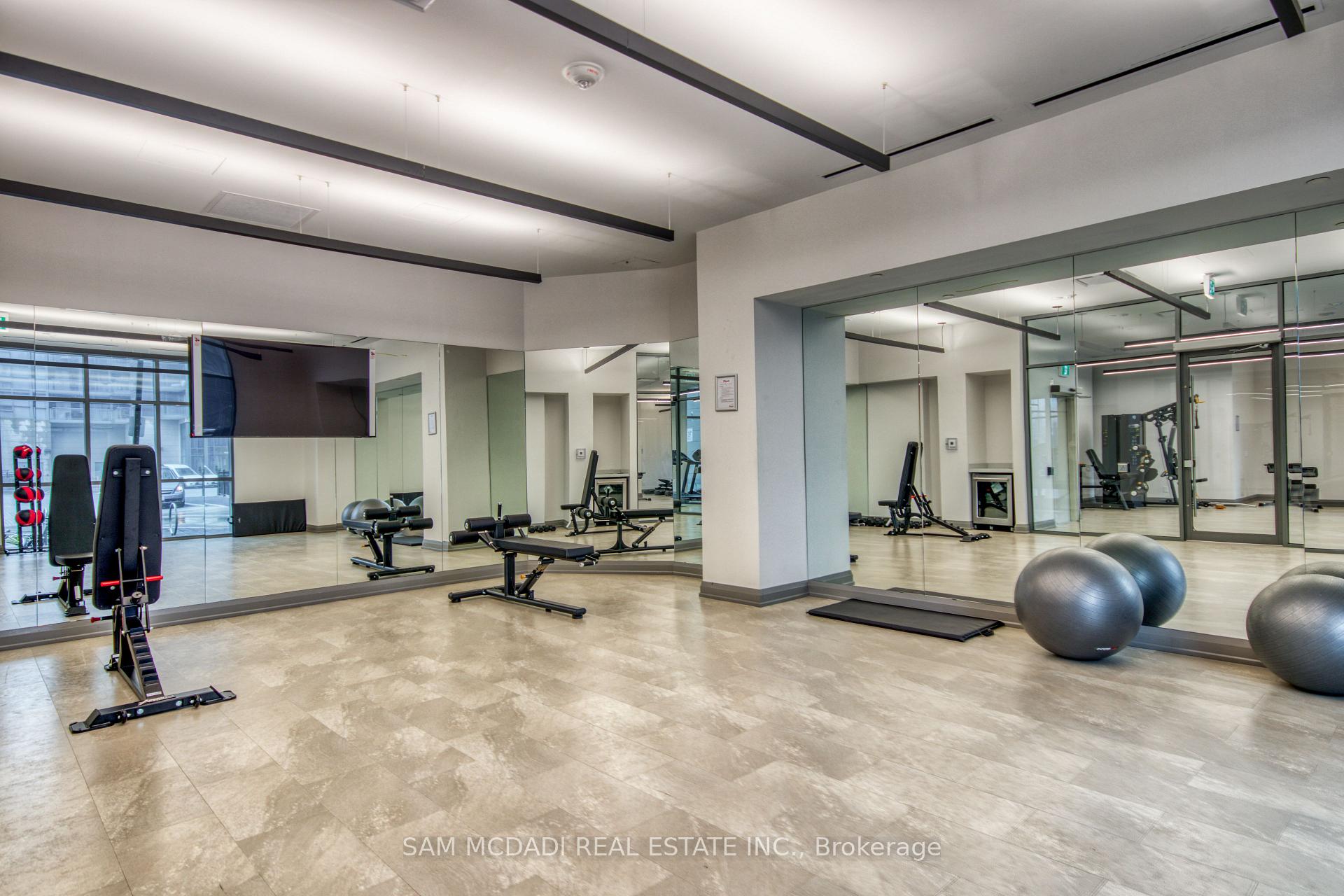 10 Meadowglen Place 311